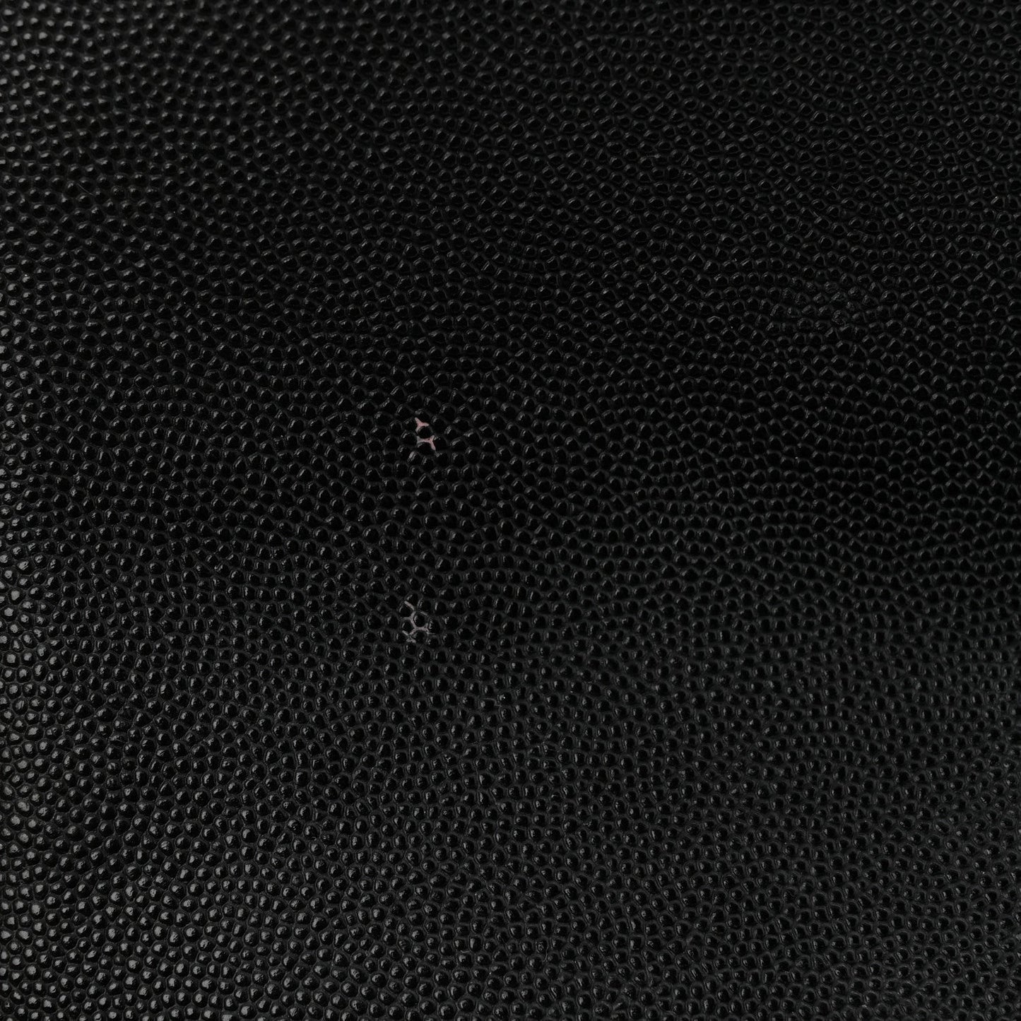 Caviar Quilted Medium Boy Flap Black