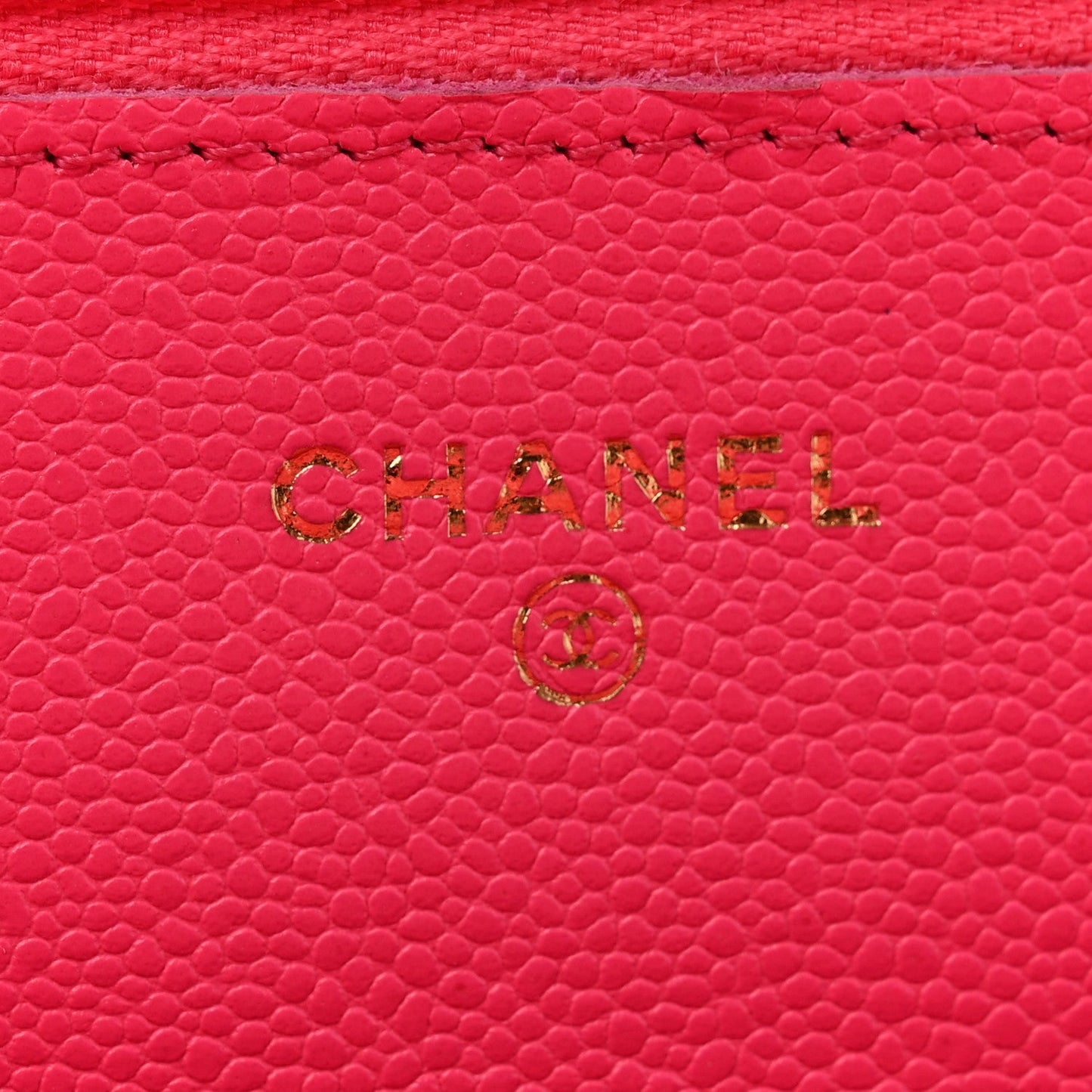 Caviar Quilted Wallet on Chain WOC Fuchsia