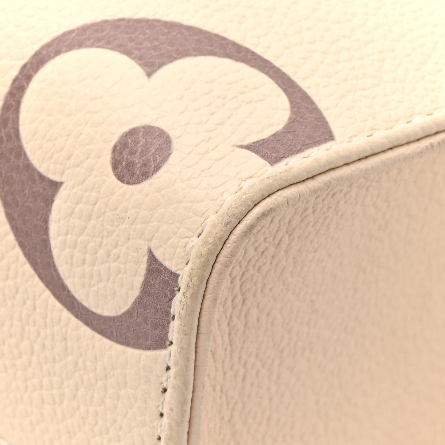 Empreinte Monogram Giant Onthego PM Creme Bois De Rose