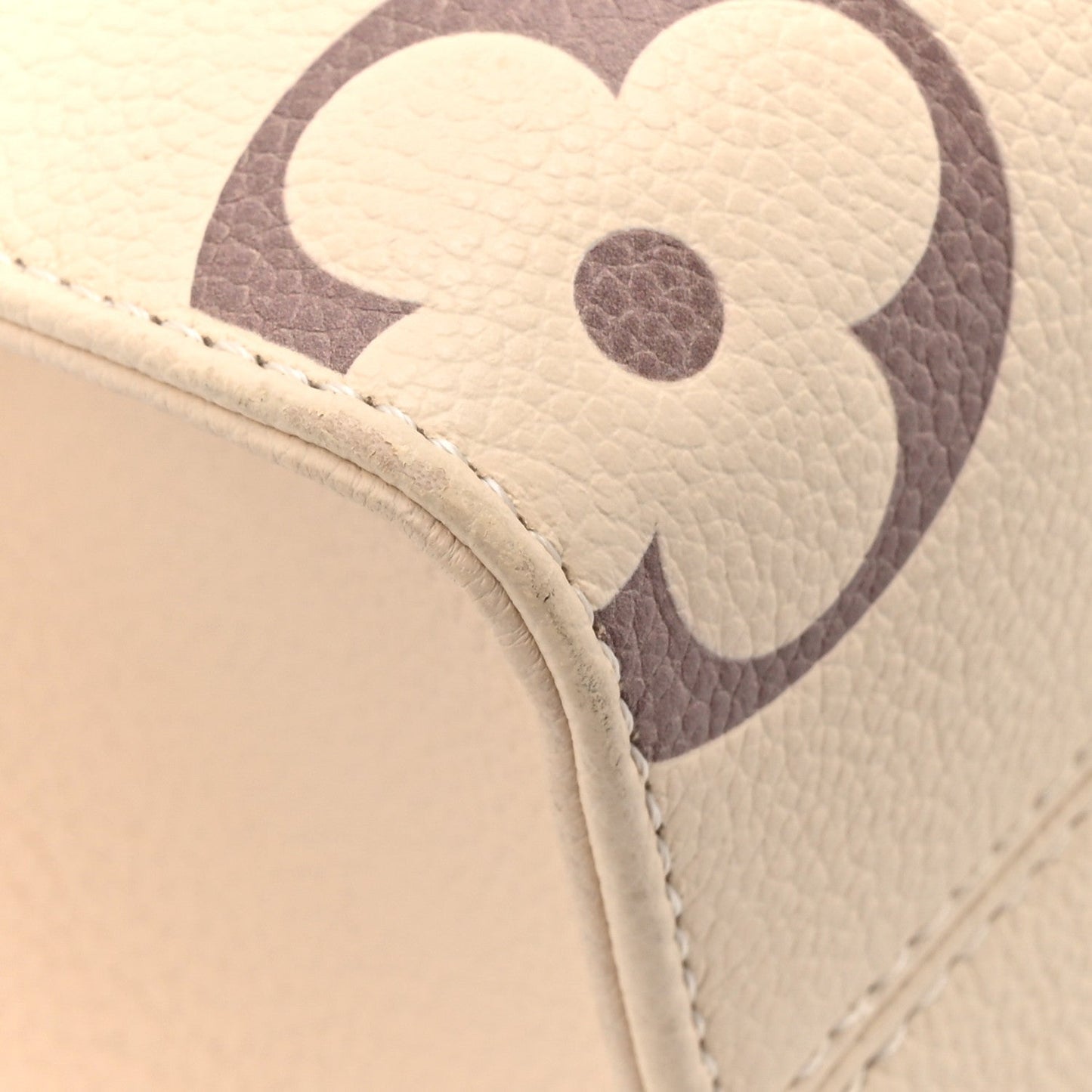 Empreinte Monogram Giant Onthego PM Creme Bois De Rose