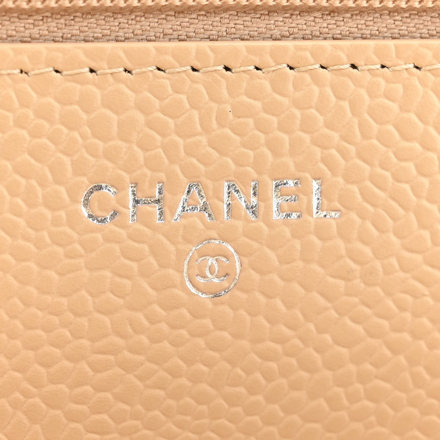Caviar Quilted Wallet on Chain WOC Beige