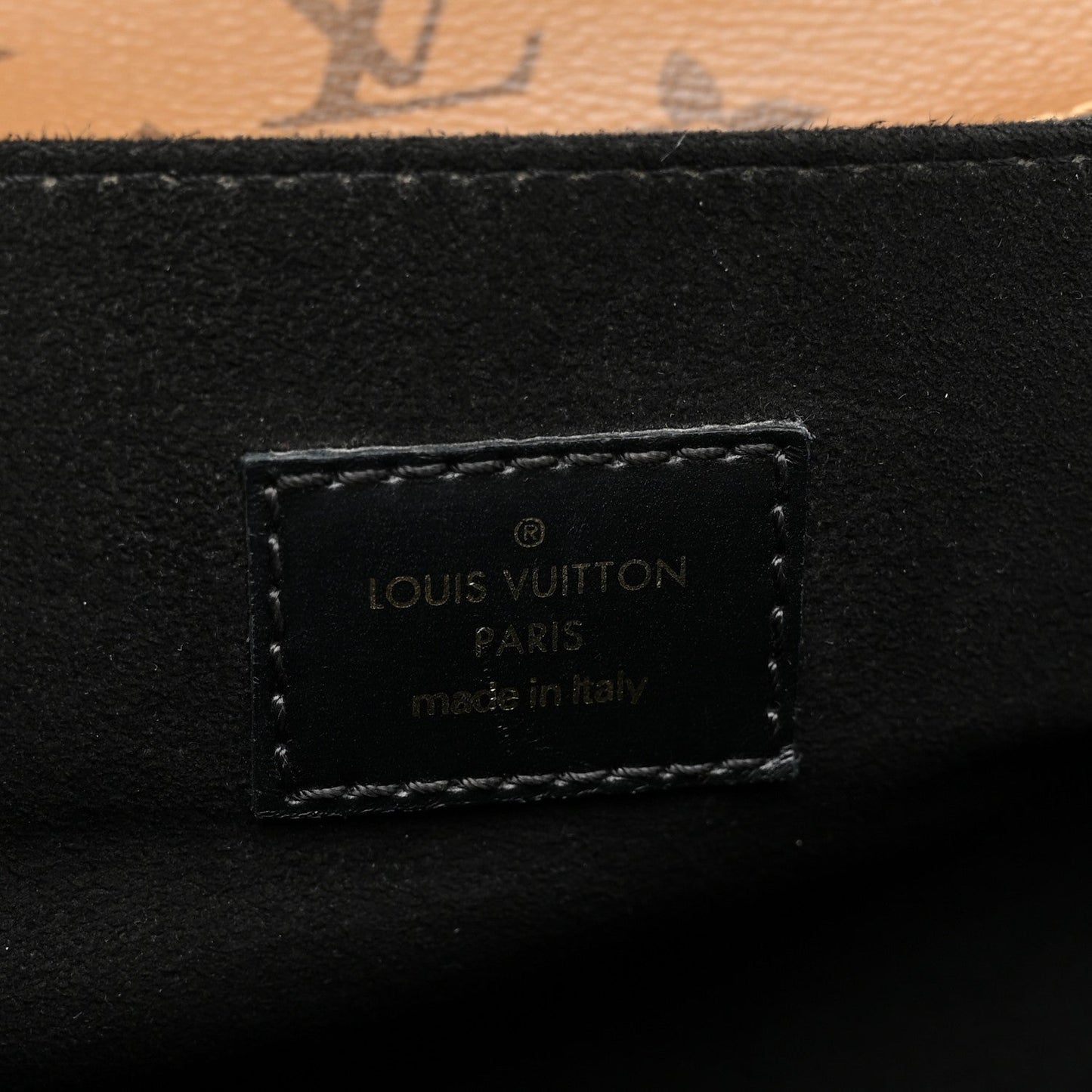 Reverse Monogram Pochette Metis