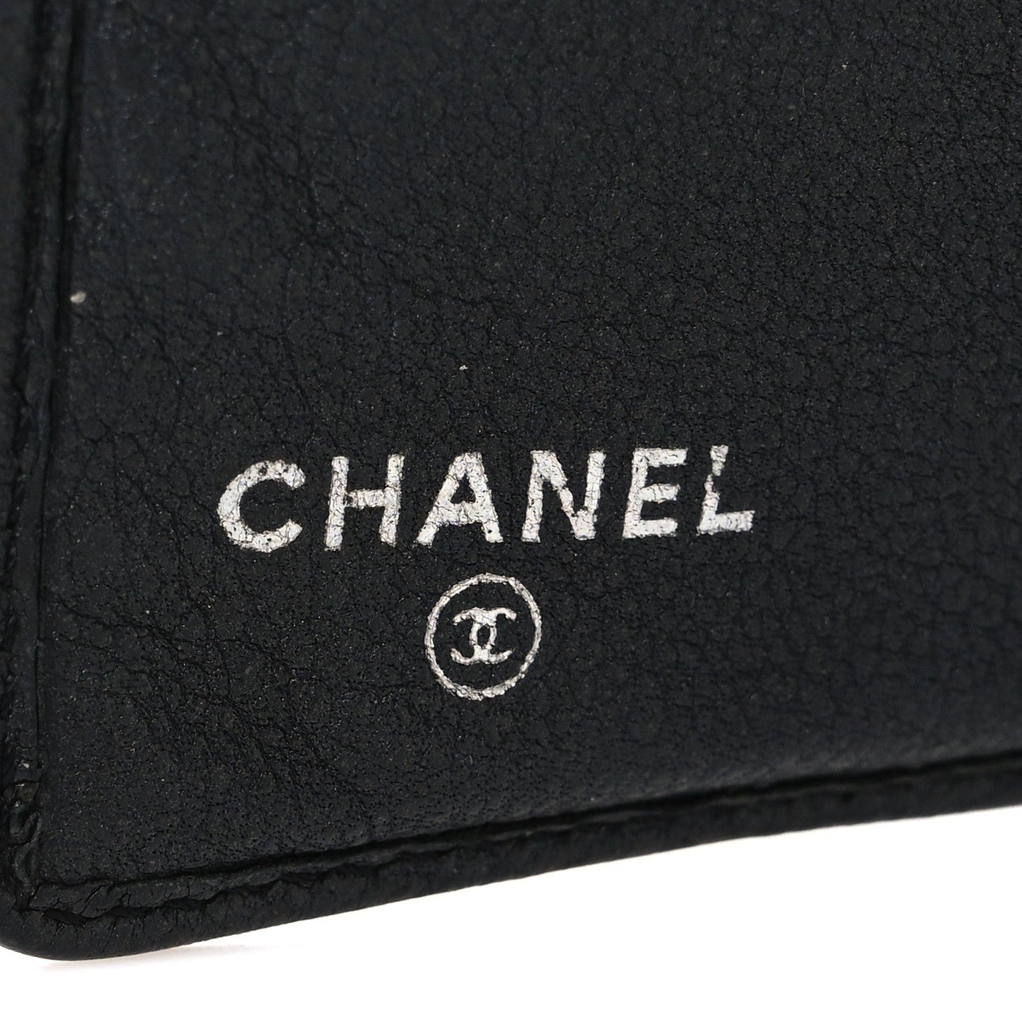 Goatskin Camellia Embossed Yen Wallet Black
