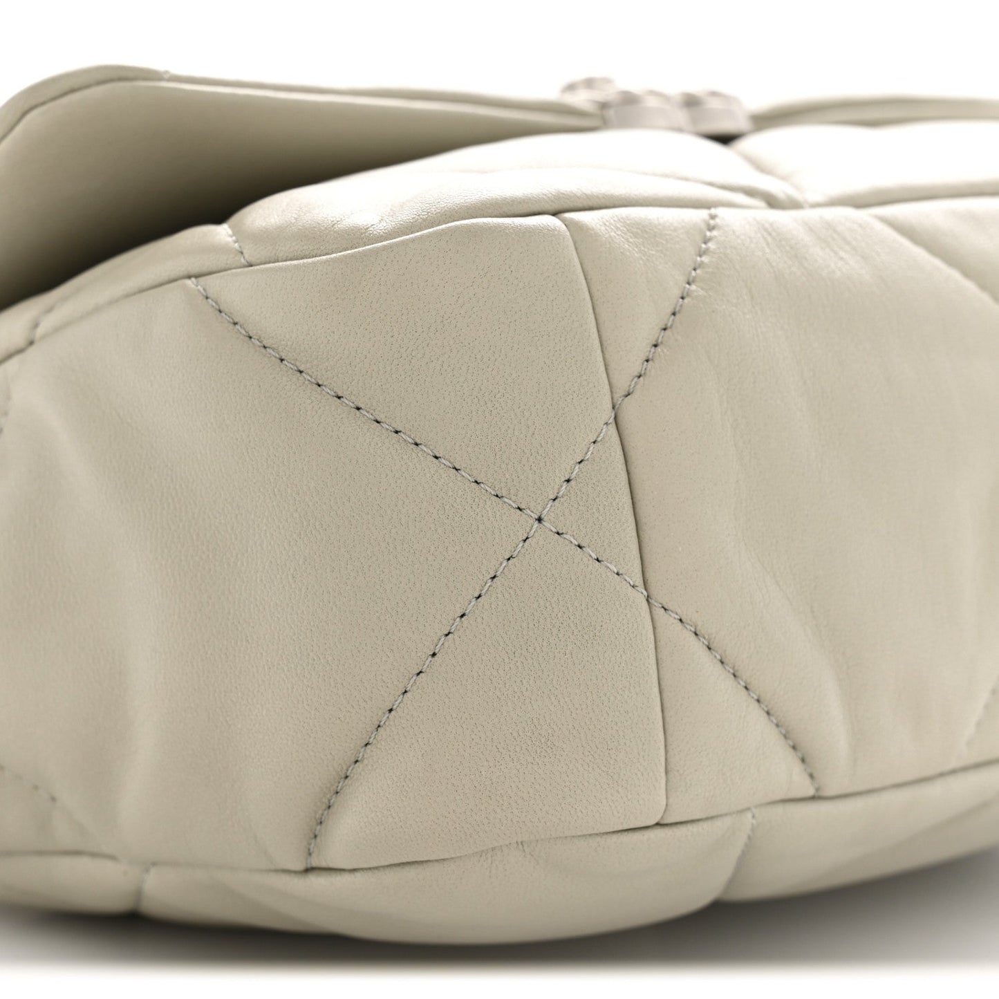 Lambskin Quilted Medium Chanel 19 Flap Light Grey
