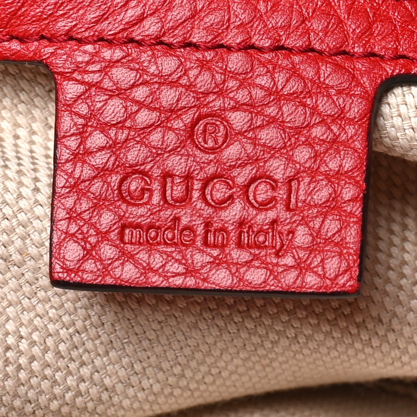 Pebbled Calfskin Medium Soho Chain Shoulder Bag Tabasco Red