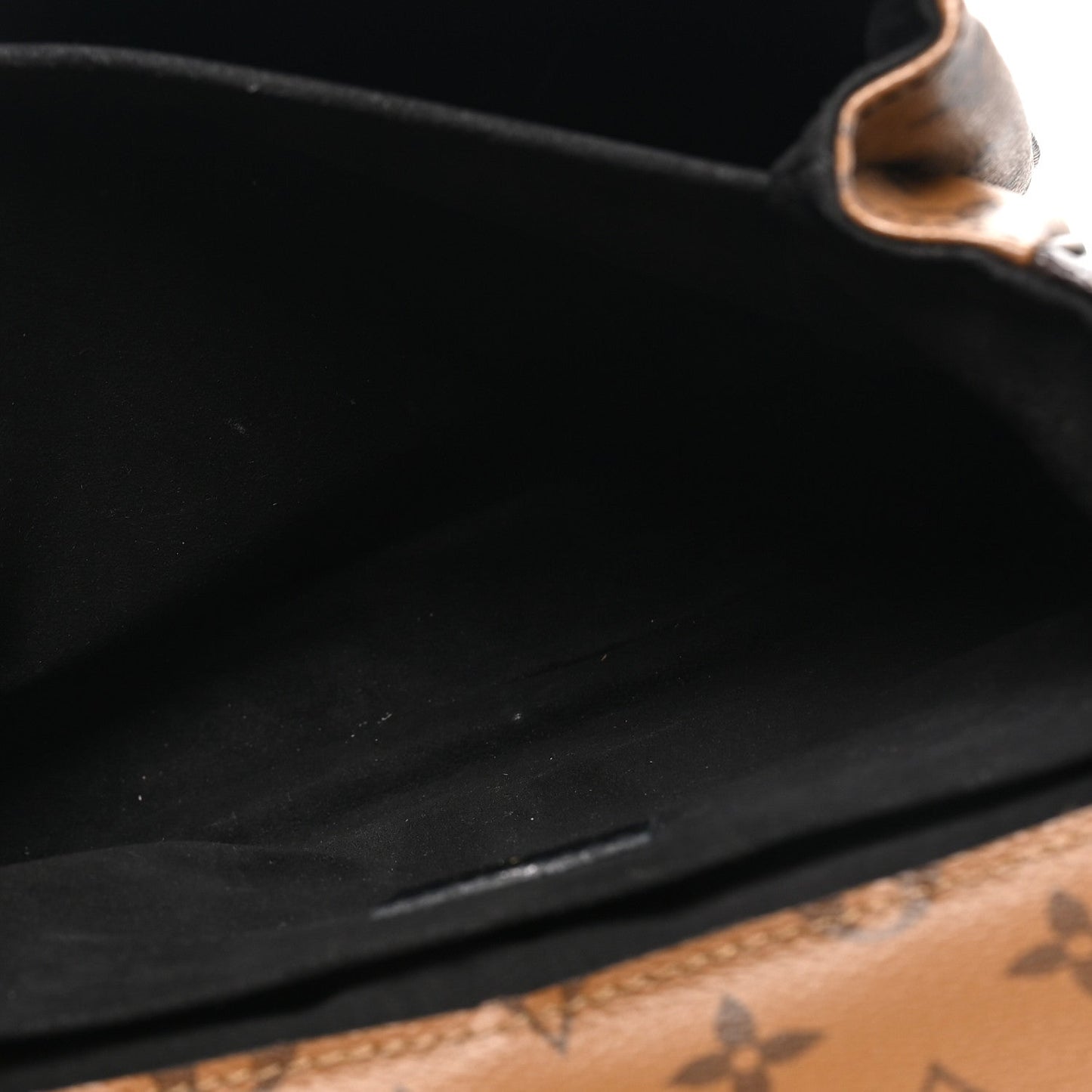 Reverse Monogram Pochette Metis