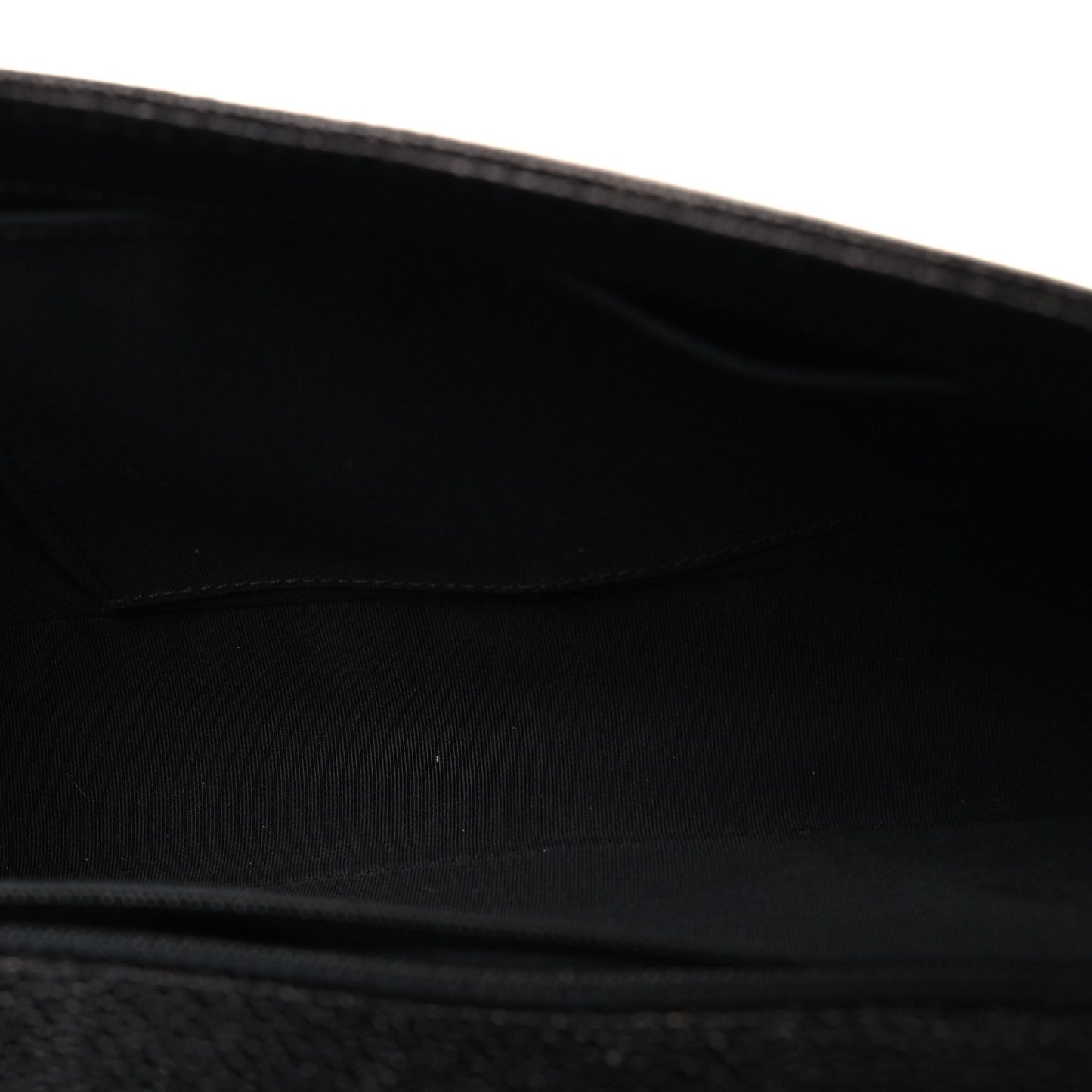 Caviar Quilted New Medium Boy Flap Black