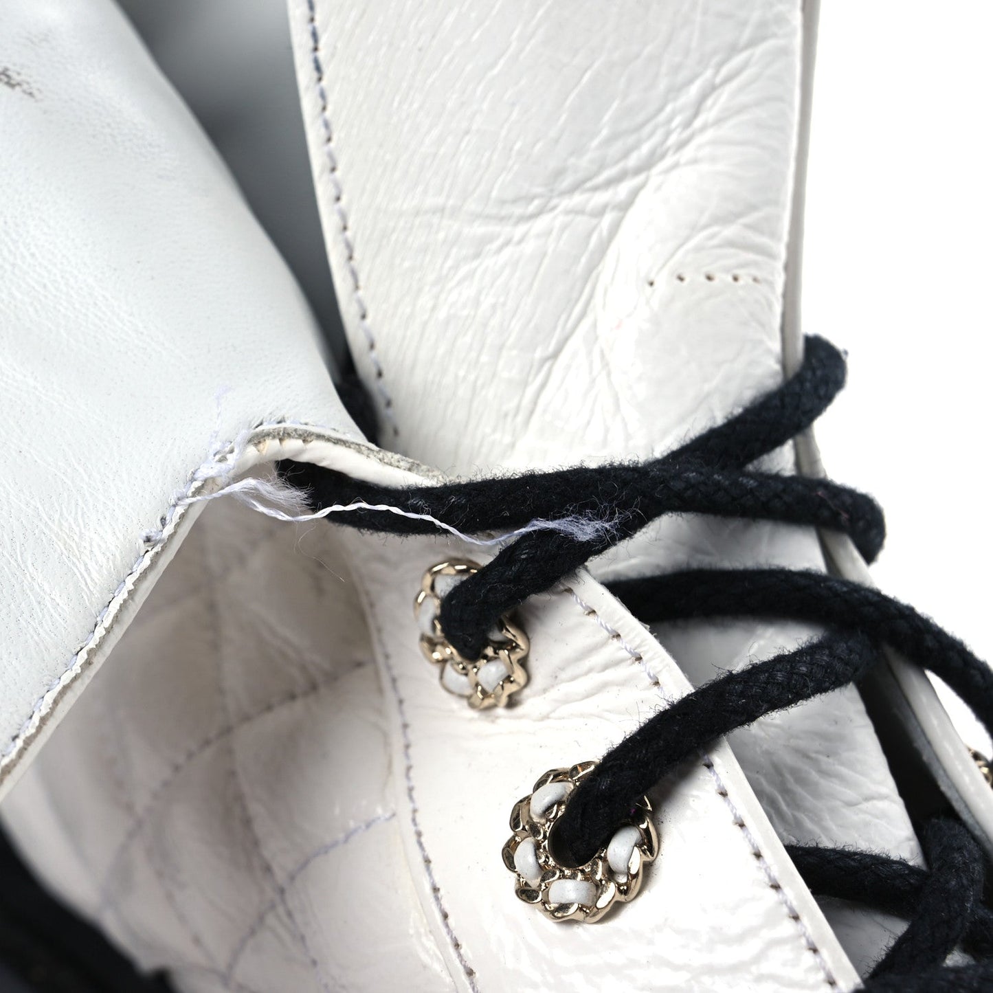 Shiny Goatskin Calfskin Quilted Lace Up Combat Boots 41.5 White Black