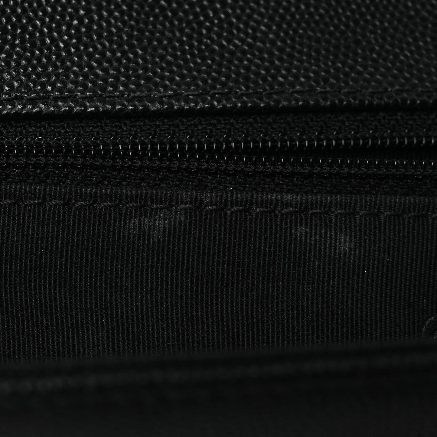 Caviar Quilted New Medium Boy Flap Black