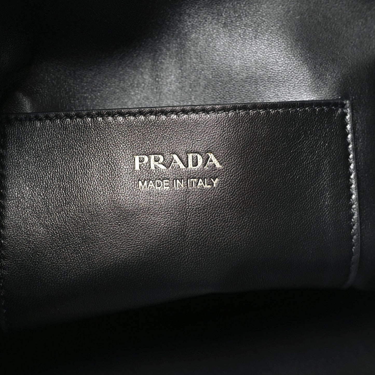 Soft Grained Vitello Daino Secchiello Bucket Bag Black
