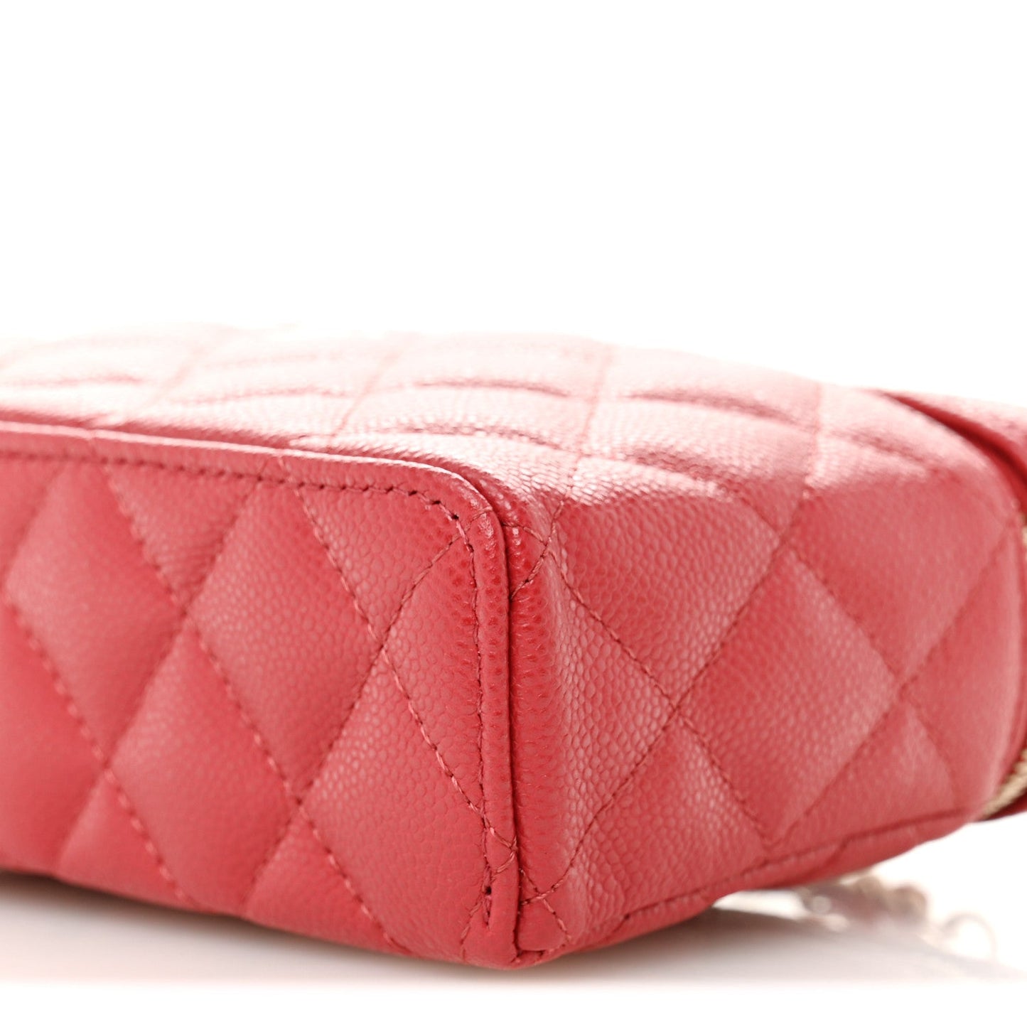 Caviar Quilted Top Handle Slim Vanity With Chain Red