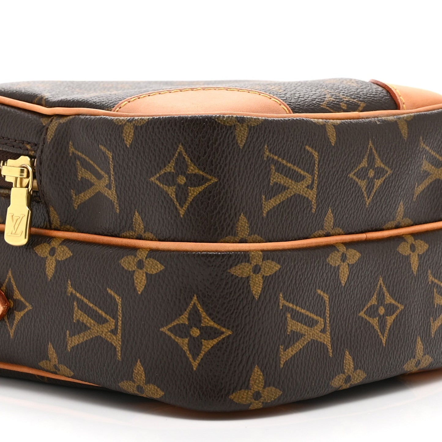 Monogram Amazone