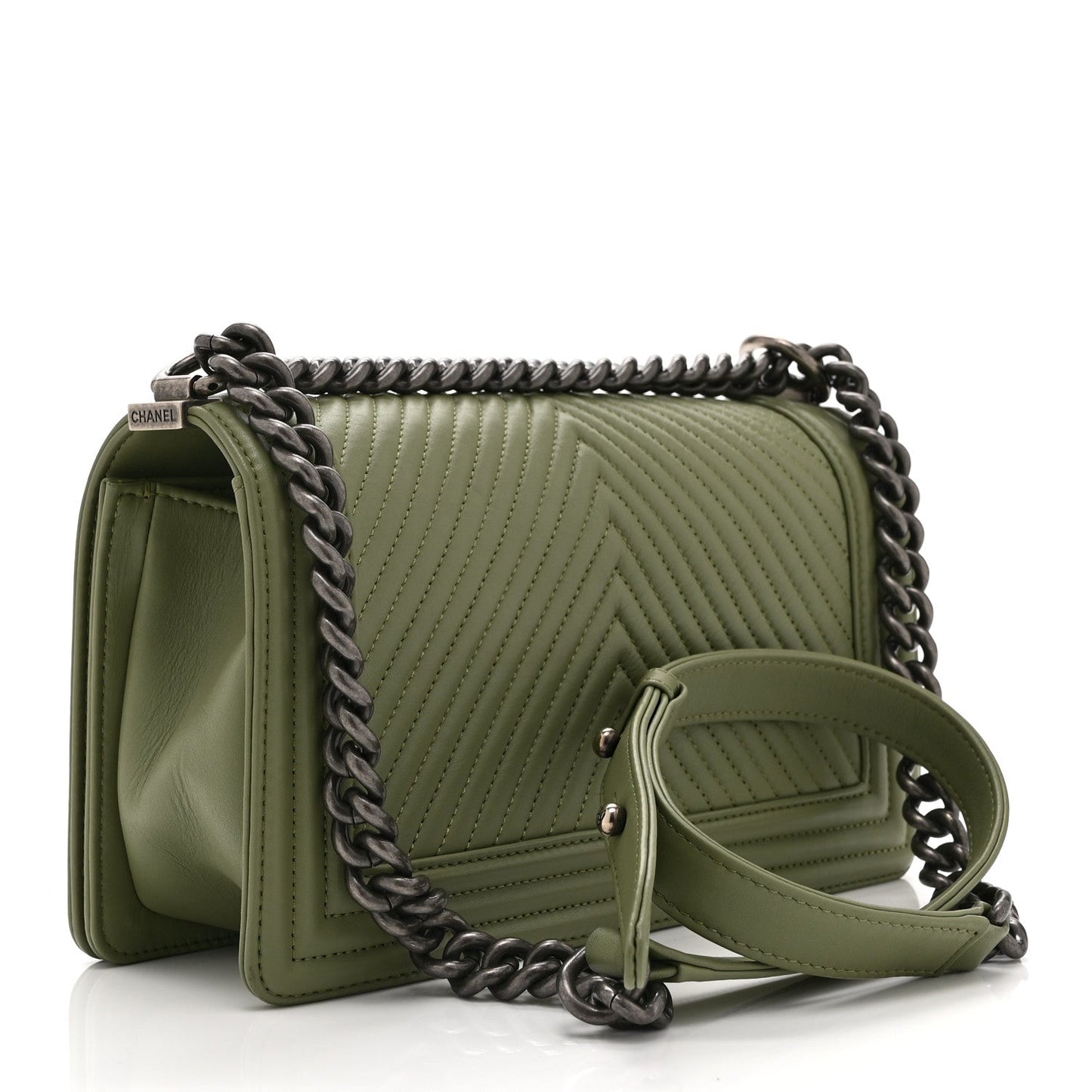 Calfskin Chevron Quilted Medium Boy Flap Green
