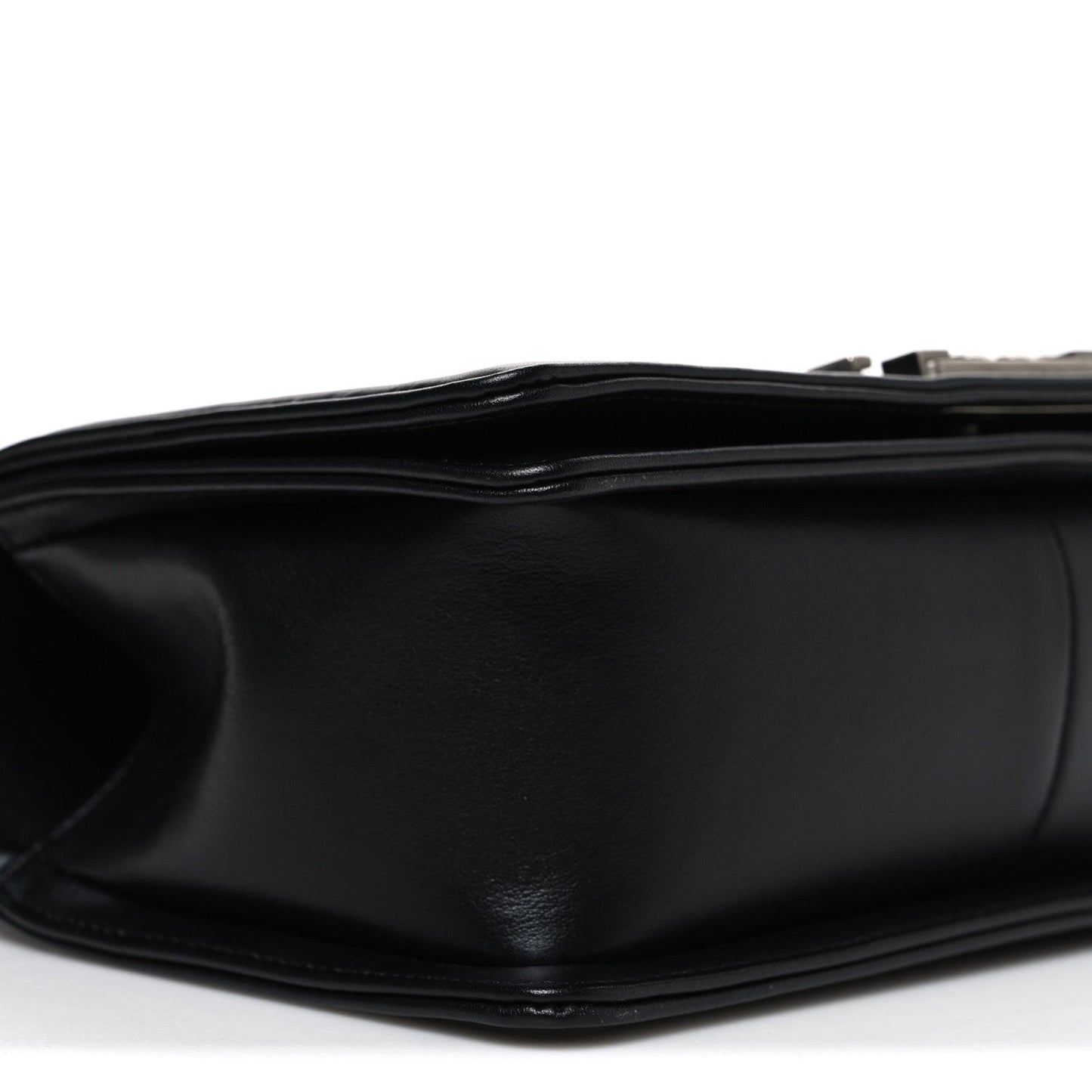 Lambskin Quilted New Medium Boy Flap Black