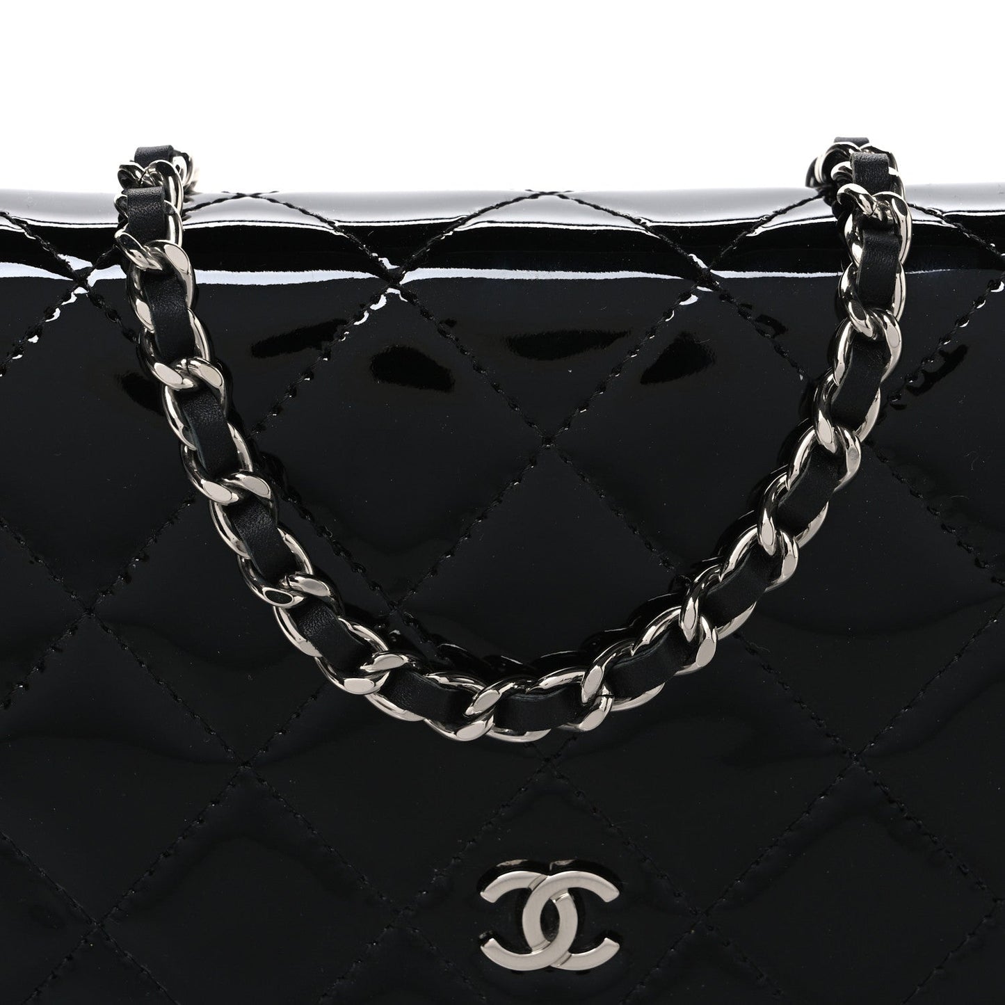 Patent Quilted Wallet On Chain WOC Black