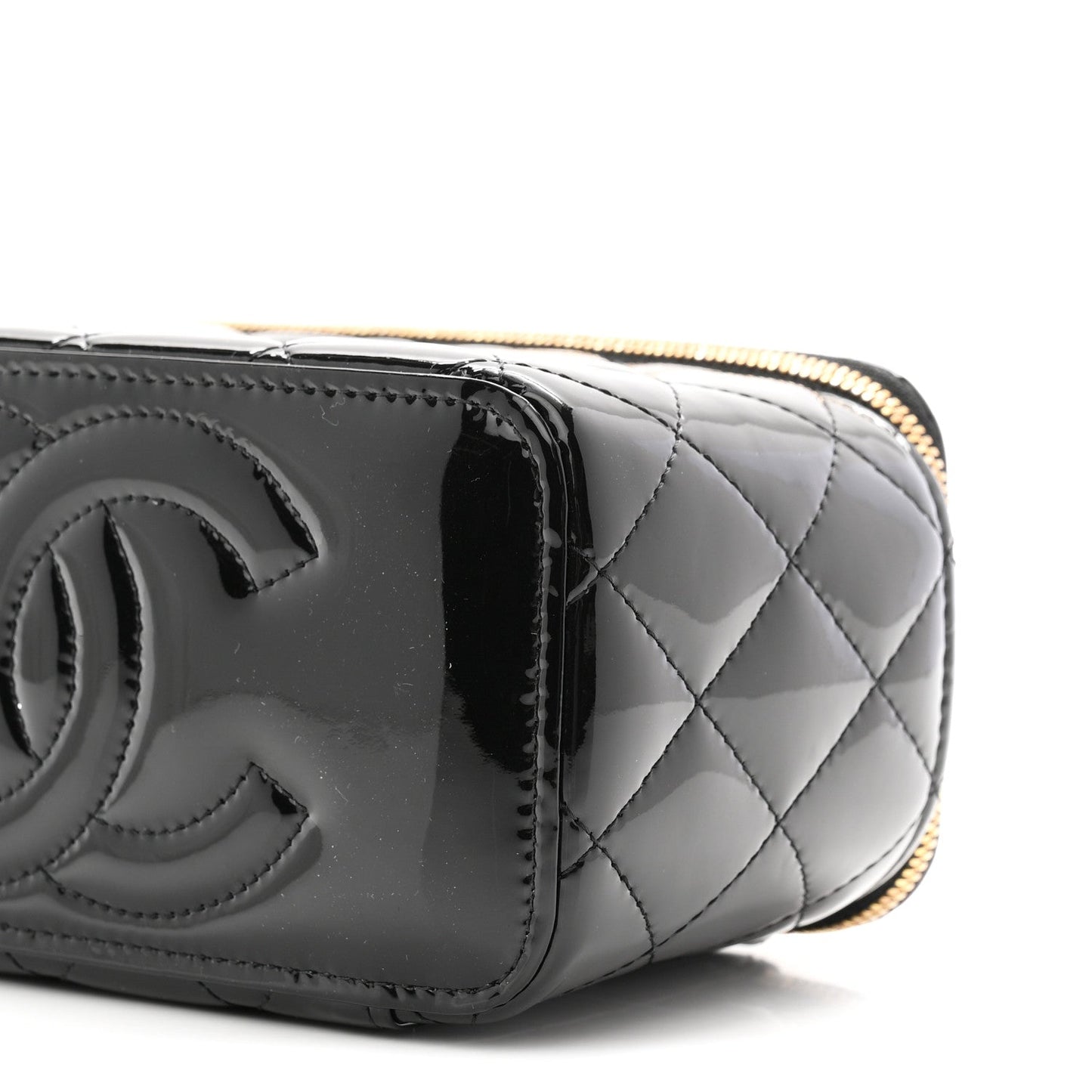 Patent Enamel Quilted Small Coco Hearts Vanity Case With Chain Black