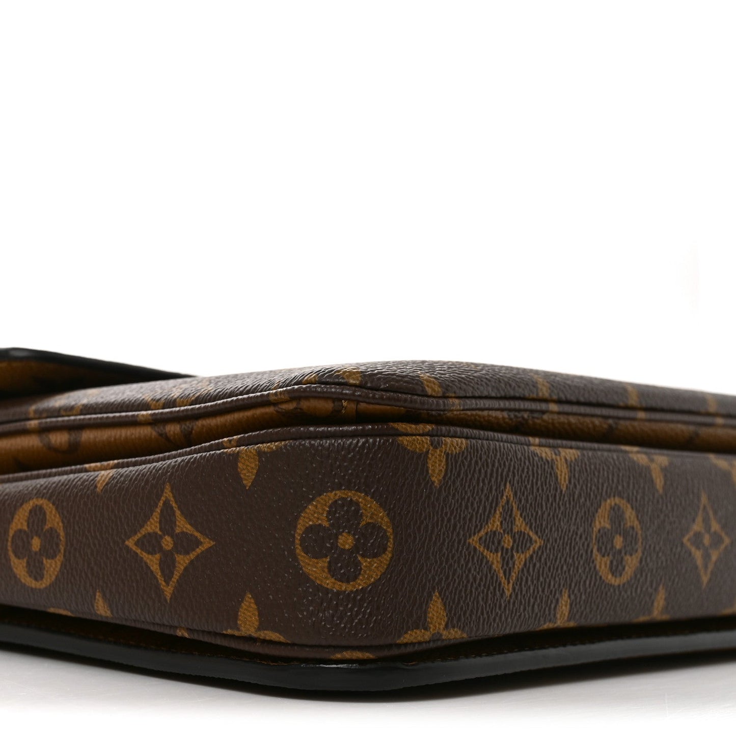 Reverse Monogram Pochette Metis