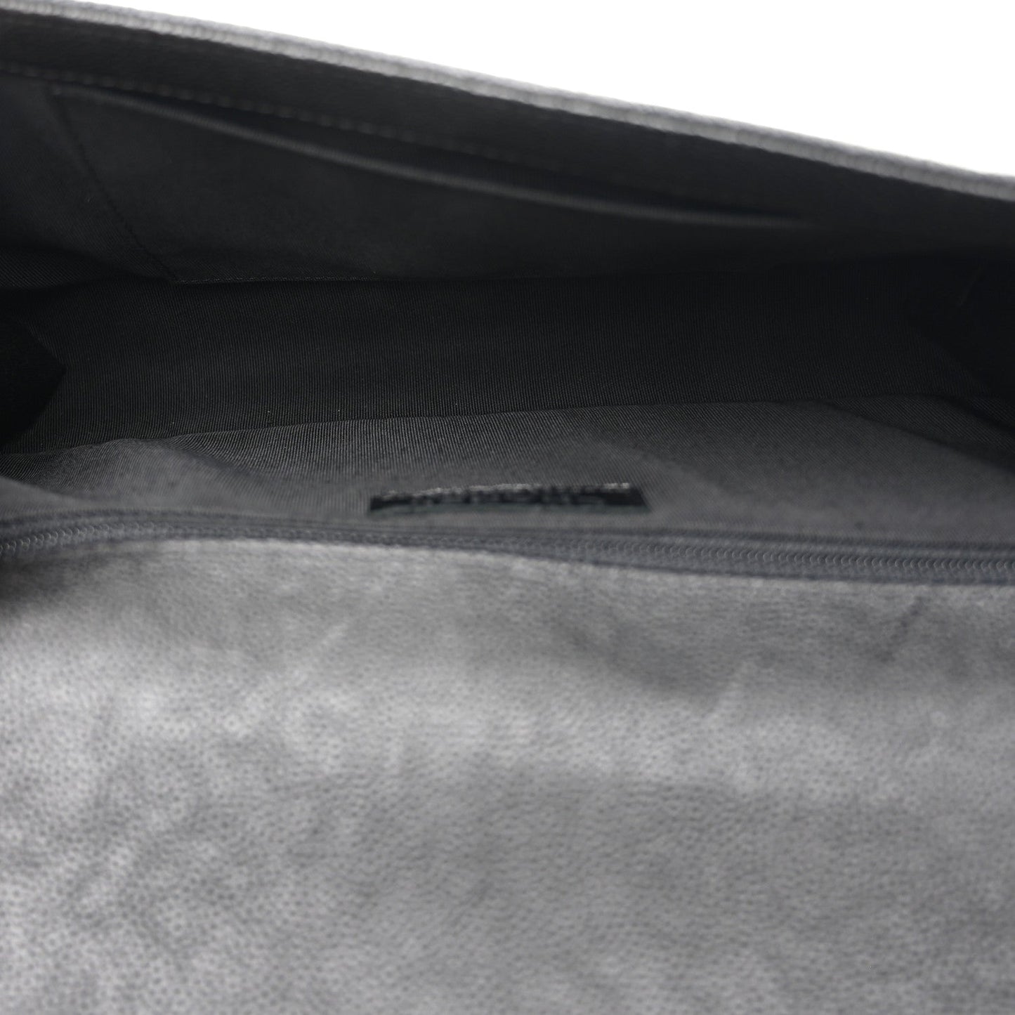 Caviar Quilted New Medium Boy Flap Black