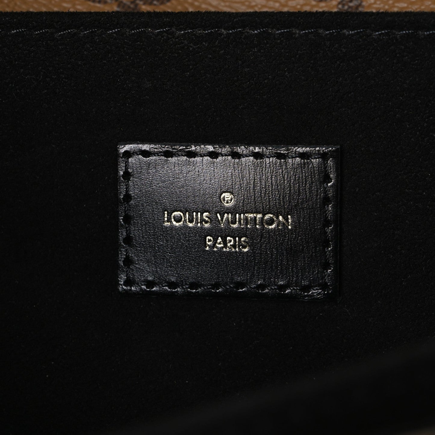 Reverse Monogram Pochette Metis