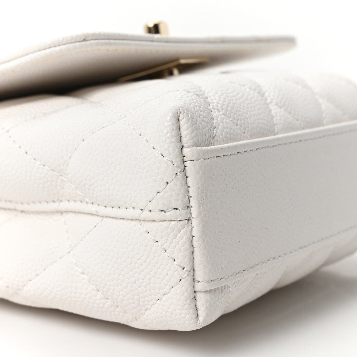 Caviar Quilted Coco Handle Clutch With Chain White