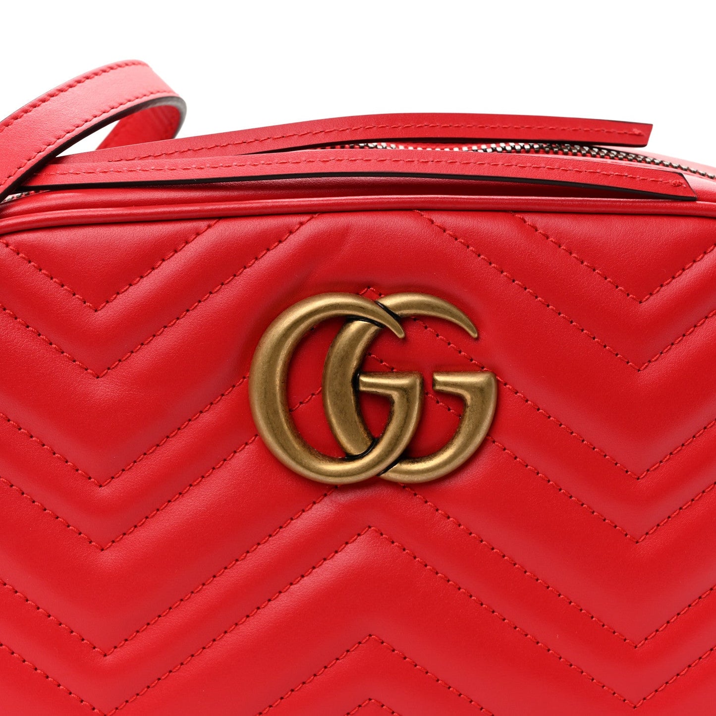 Calfskin Matelasse Small GG Marmont Chain Shoulder Bag Hibiscus Red
