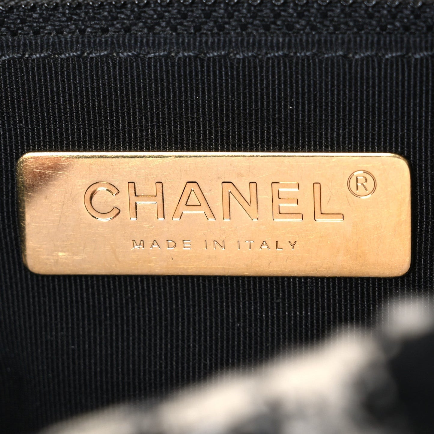 Tweed Quilted Medium Chanel 19 Flap Black Ecru White