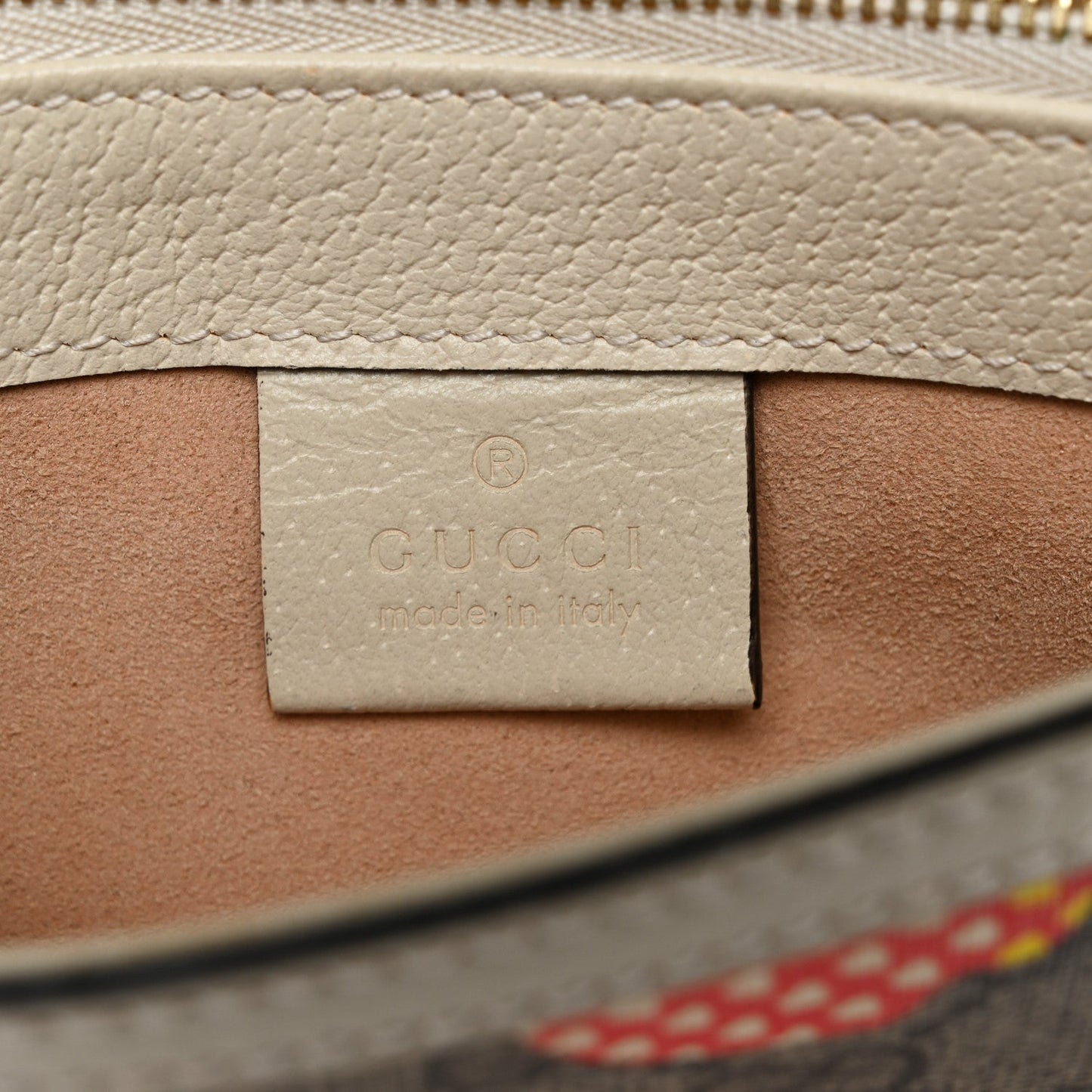 GG Supreme Monogram Les Pommes Retro Interlocking G Les Pommes Messenger Bag Beige Multicolor Mystic White