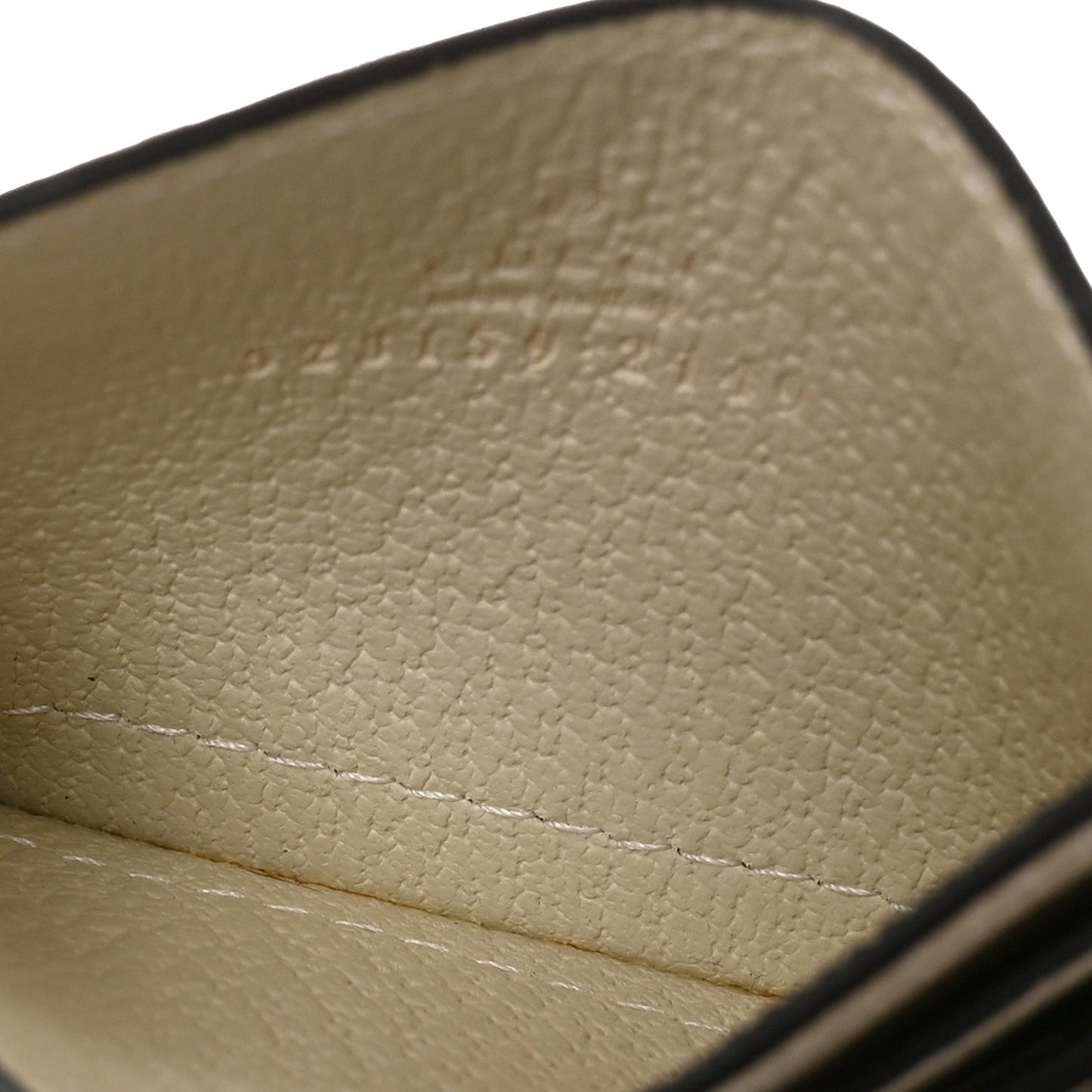 Textured Calfskin Web Ophidia Card Holder Mystic White