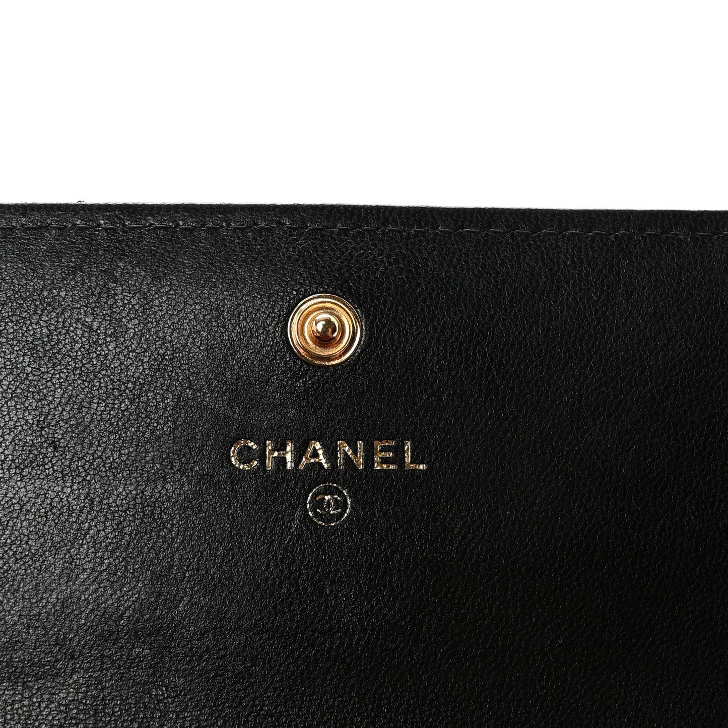 Lambskin Quilted Chanel 19 Flap Wallet Black