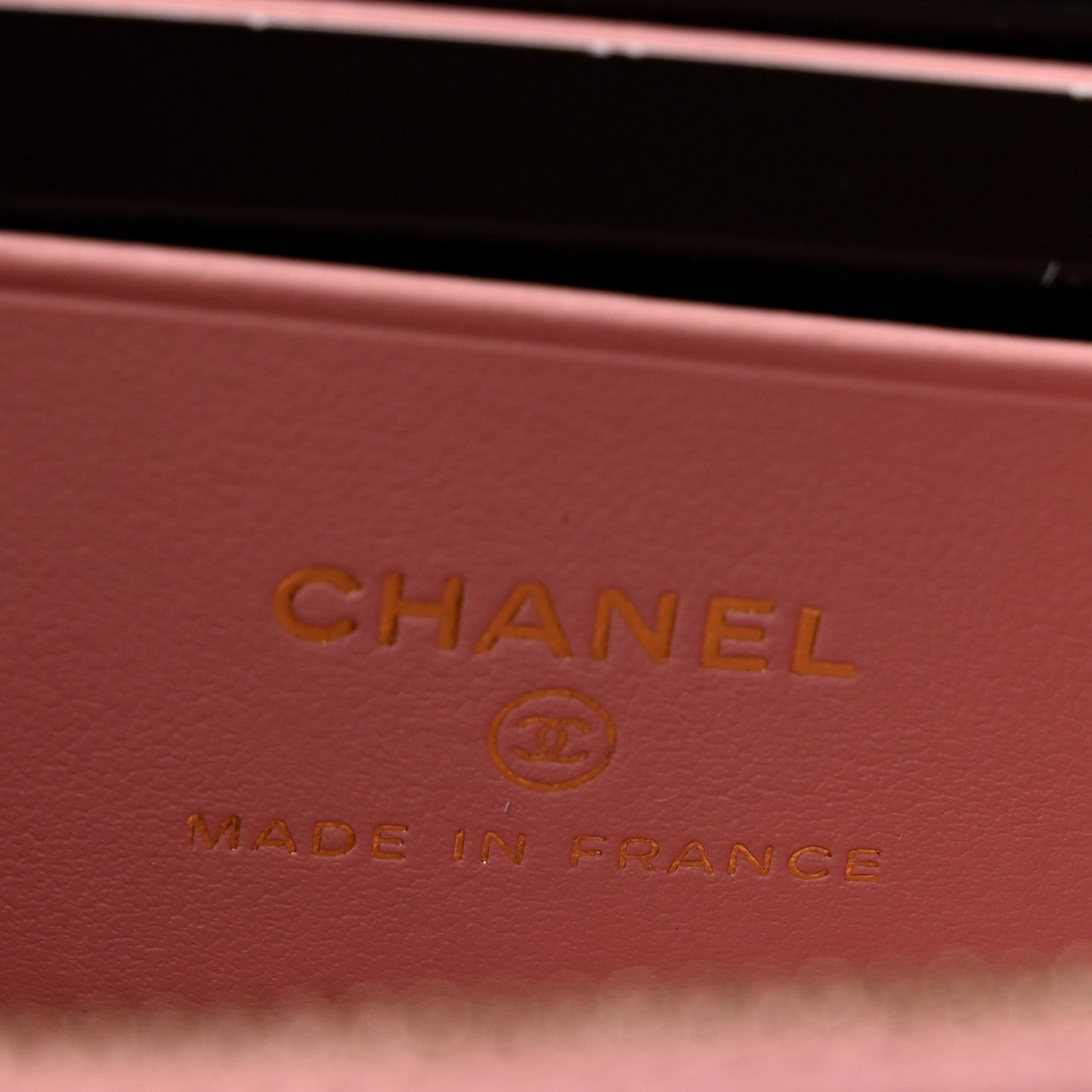 Caviar Quilted Top Handle Slim Vanity With Chain Light Pink