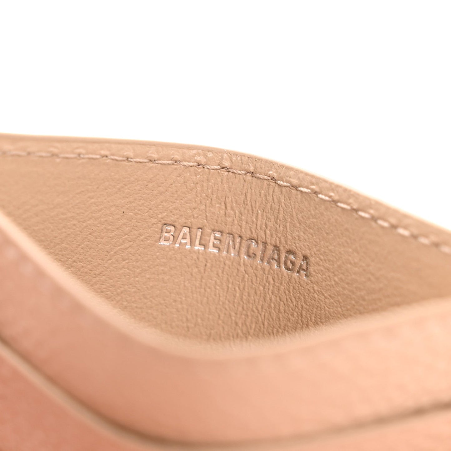 Grained Calfskin Logo Cash Rounded Card Holder Beige