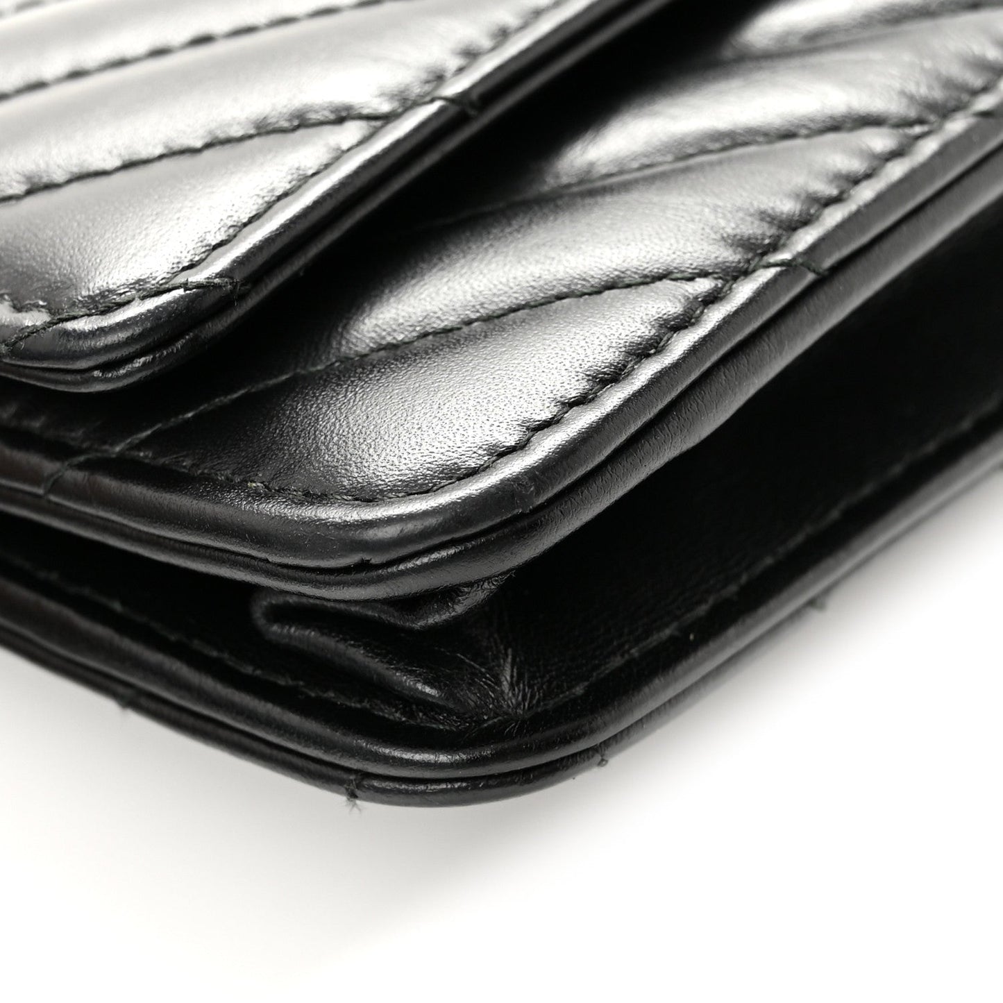Aged Calfskin Chevron Quilted Reissue Wallet On Chain WOC So Black