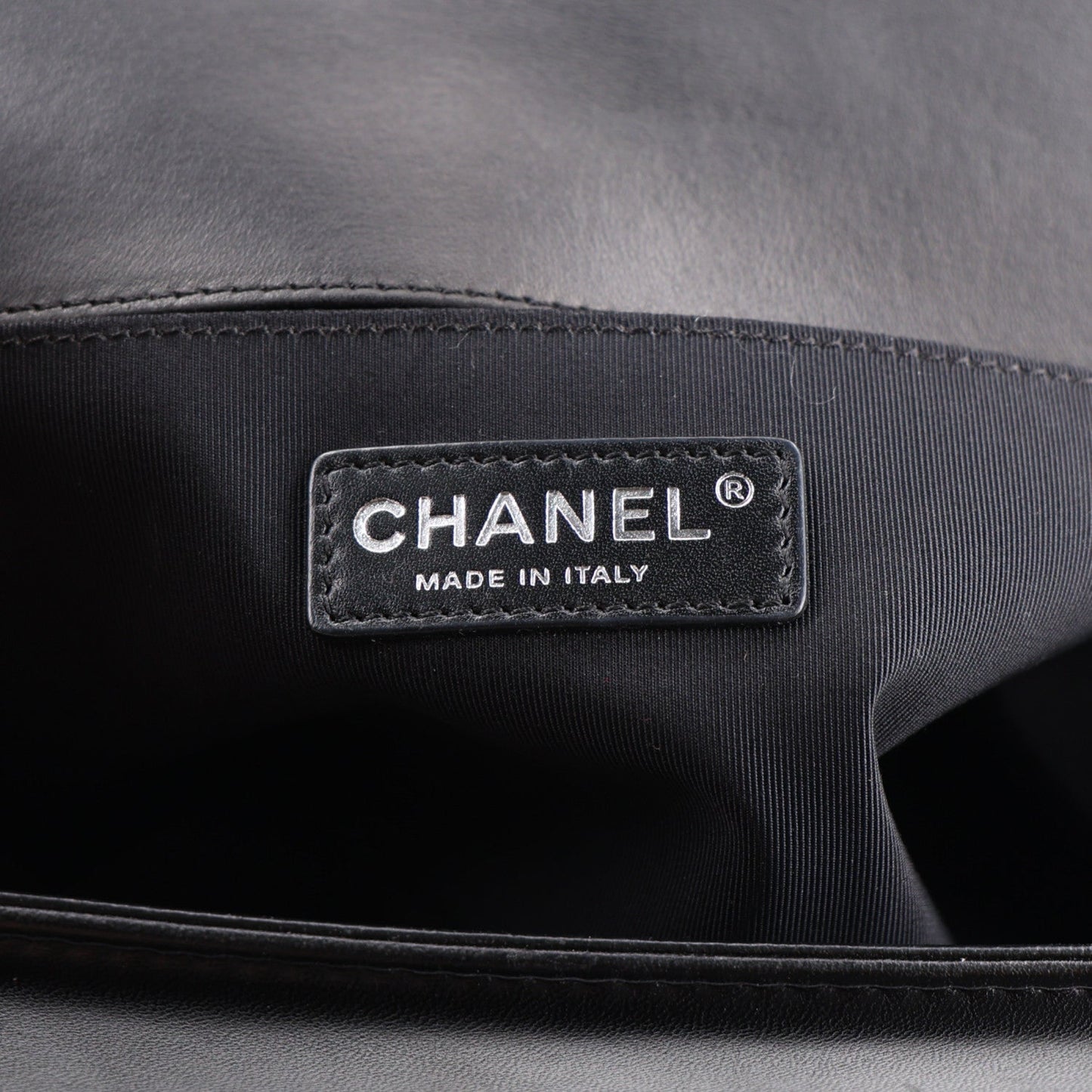 Lambskin Perforated Medium Boy Flap Black