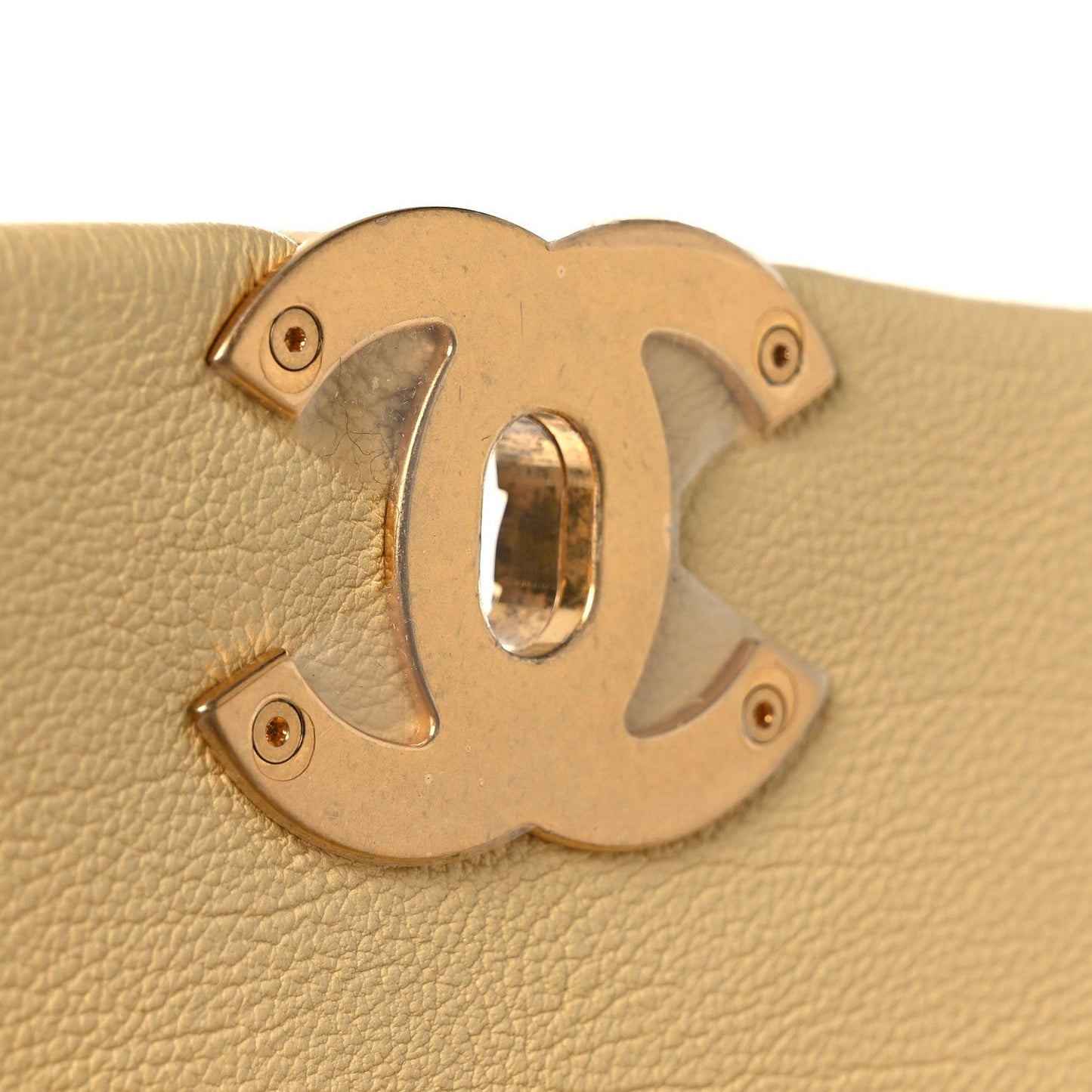 Calfskin Crochet Medium Chanel 19 Flap Yellow