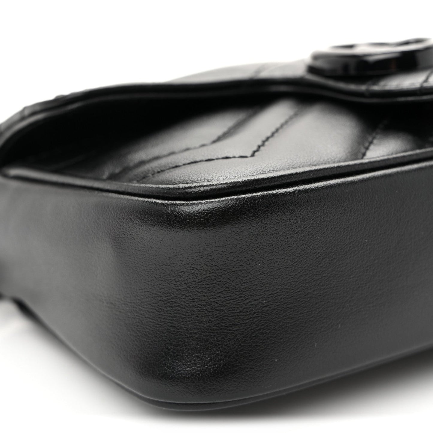 Calfskin Matelasse Monochrome GG Marmont Chain Belt Bag Black