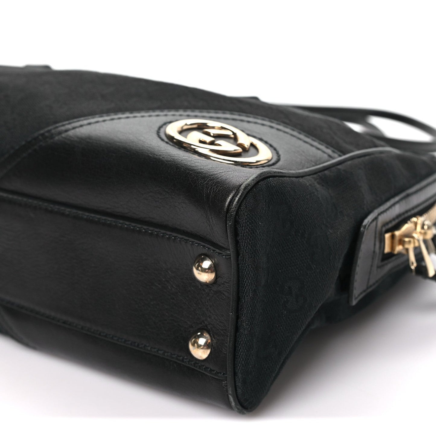 Monogram Medium New Britt Boston Black
