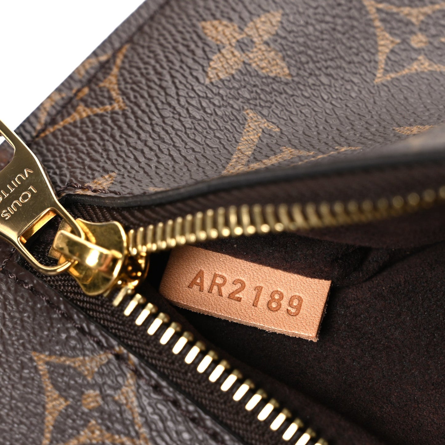 Monogram Pochette Metis