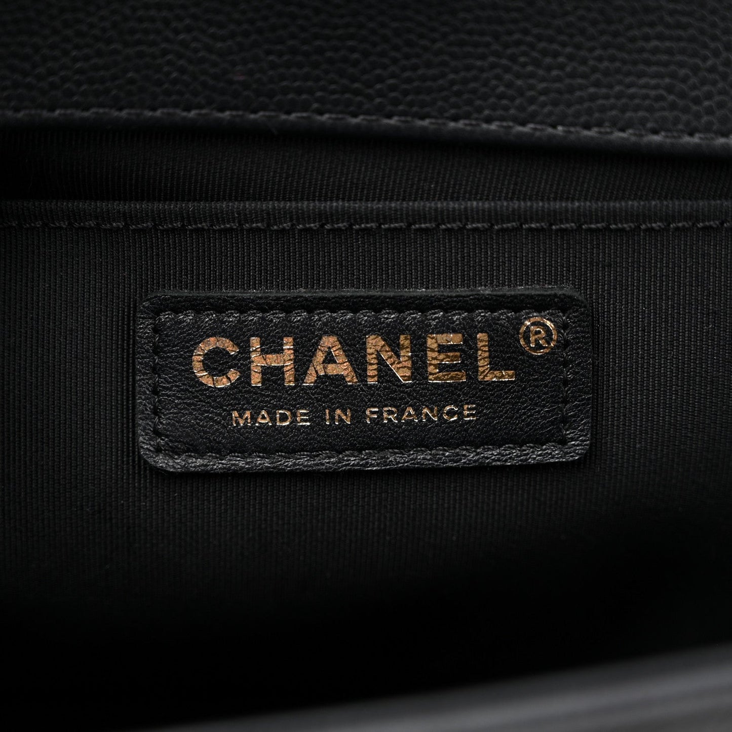 Caviar Quilted Medium Boy Flap Black