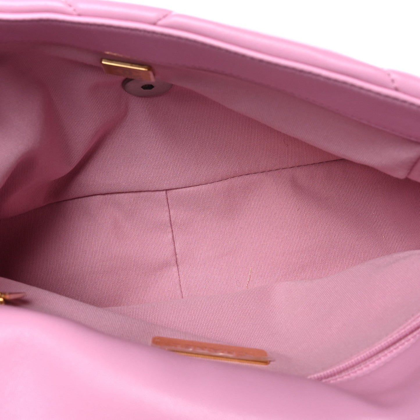 Lambskin Quilted Medium Chanel 19 Flap Lilac