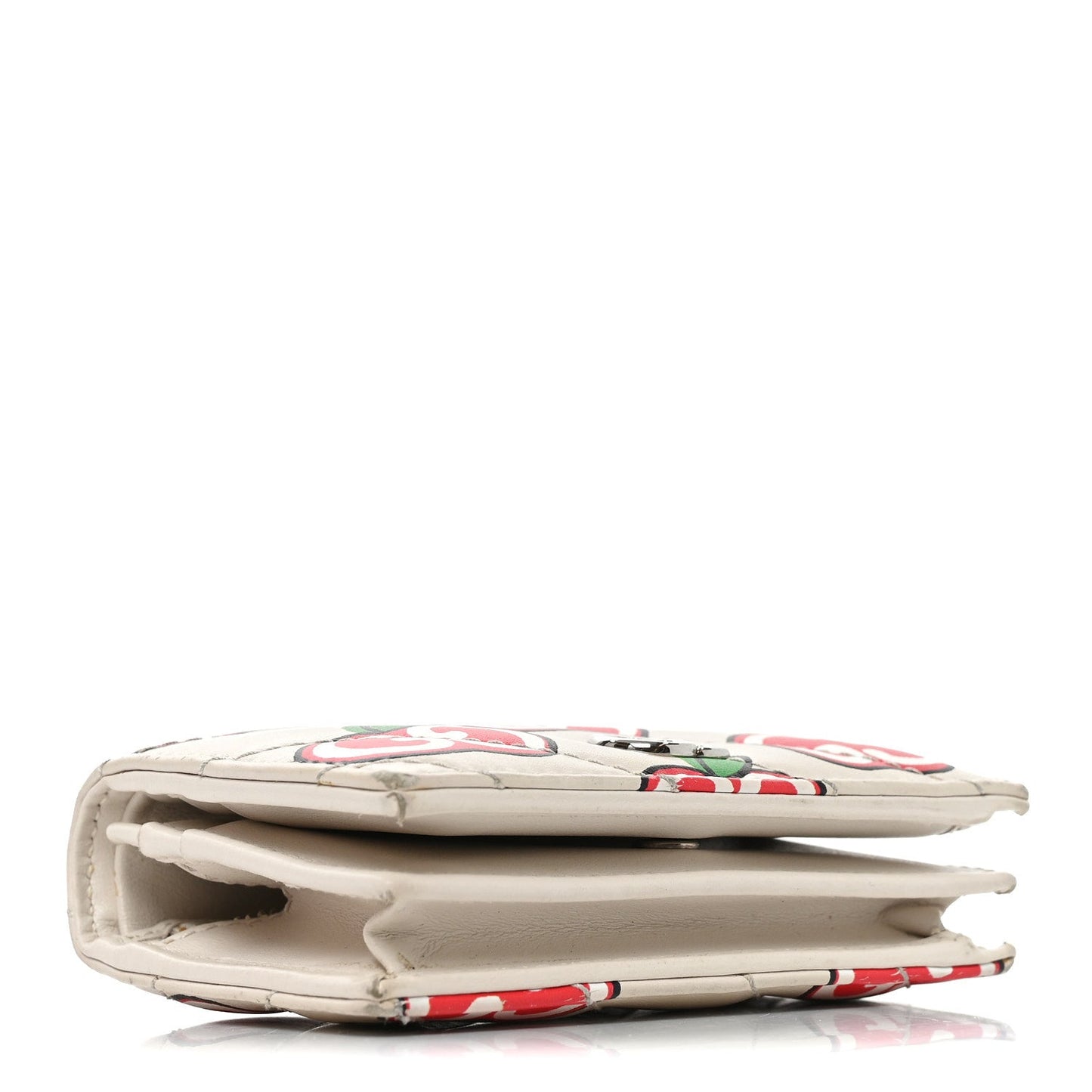 Calfskin Matelasse Diagonal GG Apple GG Marmont Card Case Wallet Ivory