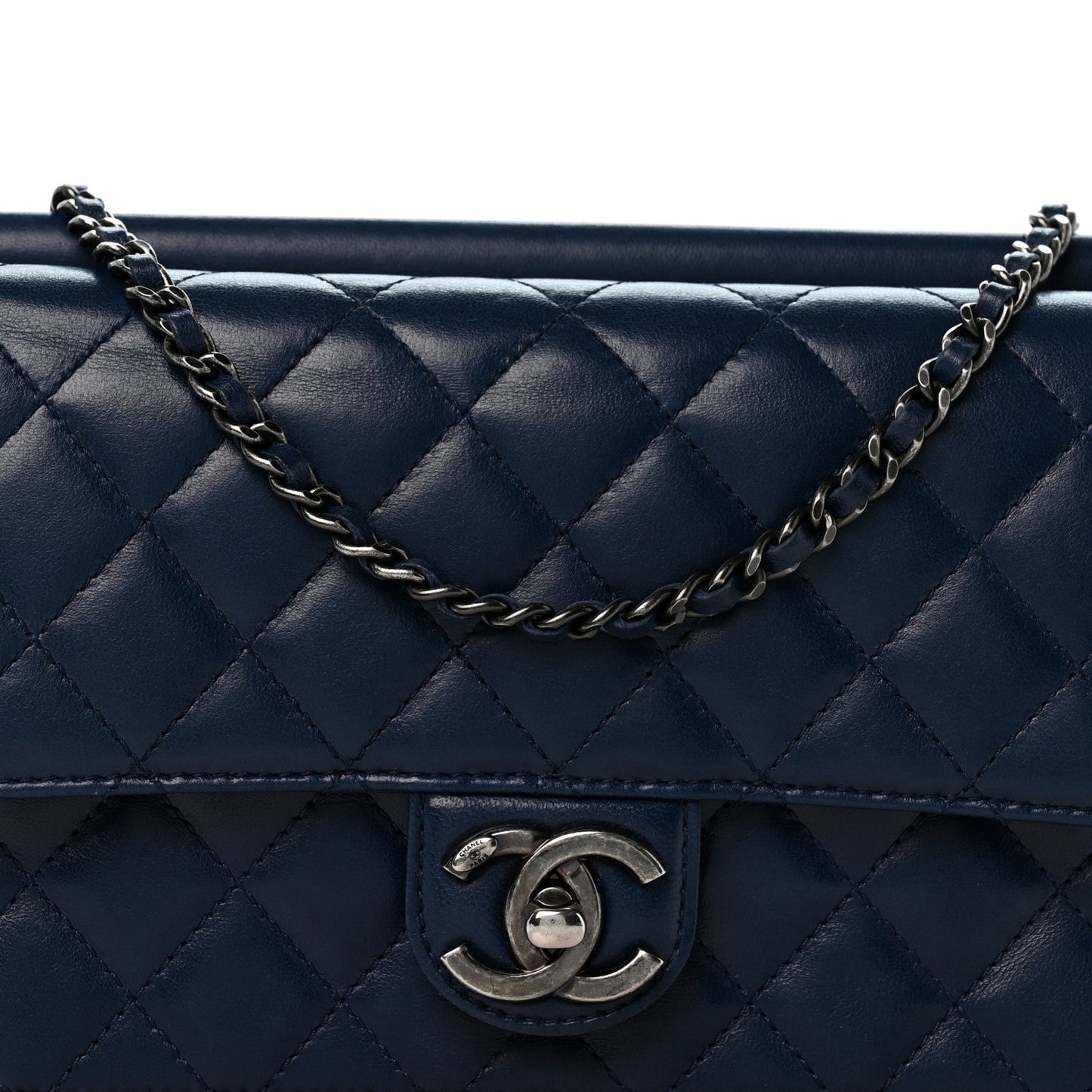 Lambskin Quilted Medium Crossing Times Flap Blue