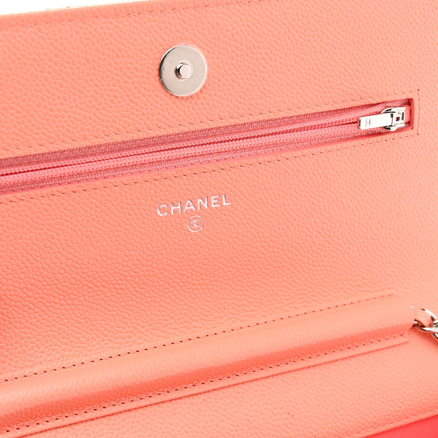 Caviar Quilted Wallet on Chain WOC Coral
