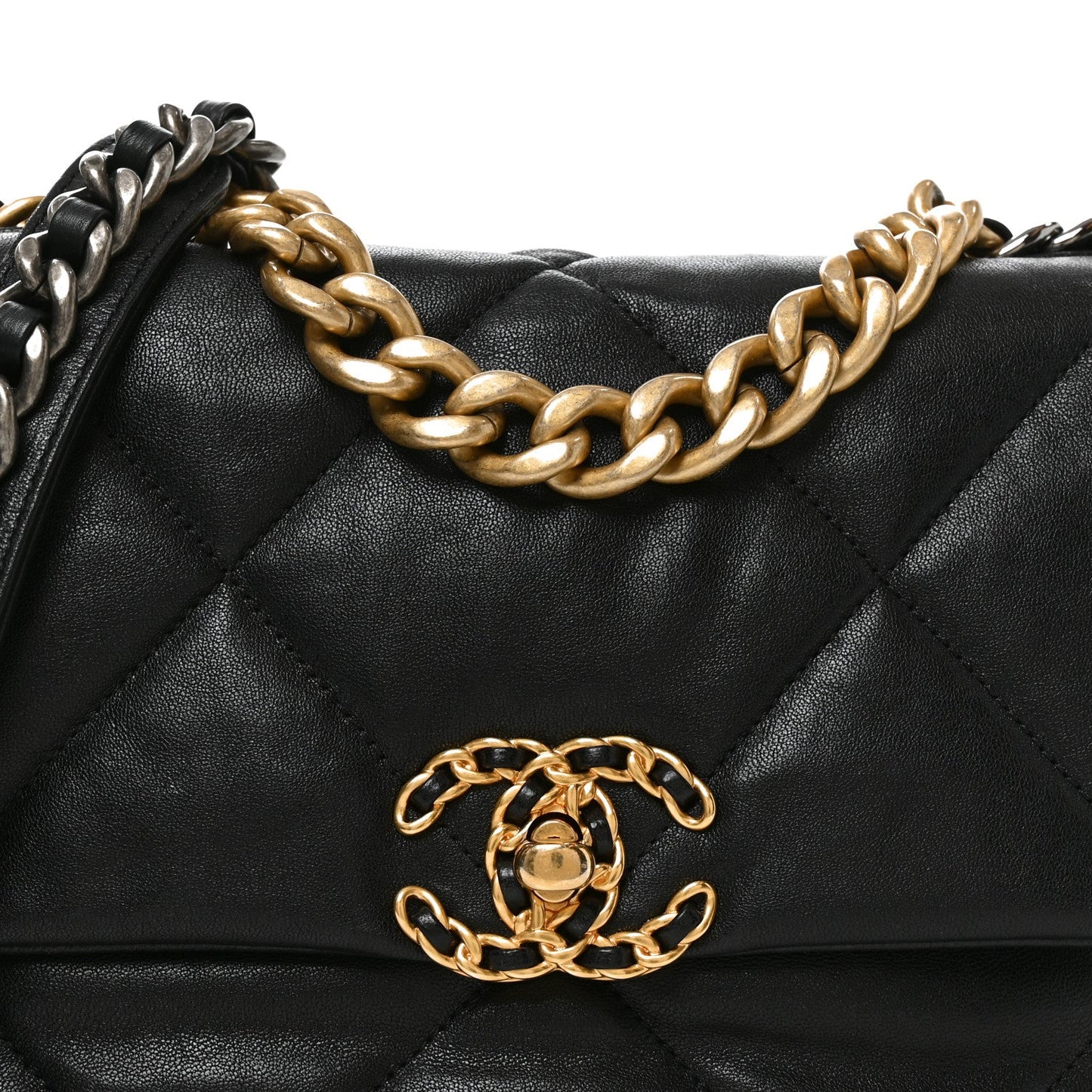 Goatskin Quilted Medium Chanel 19 Flap Black