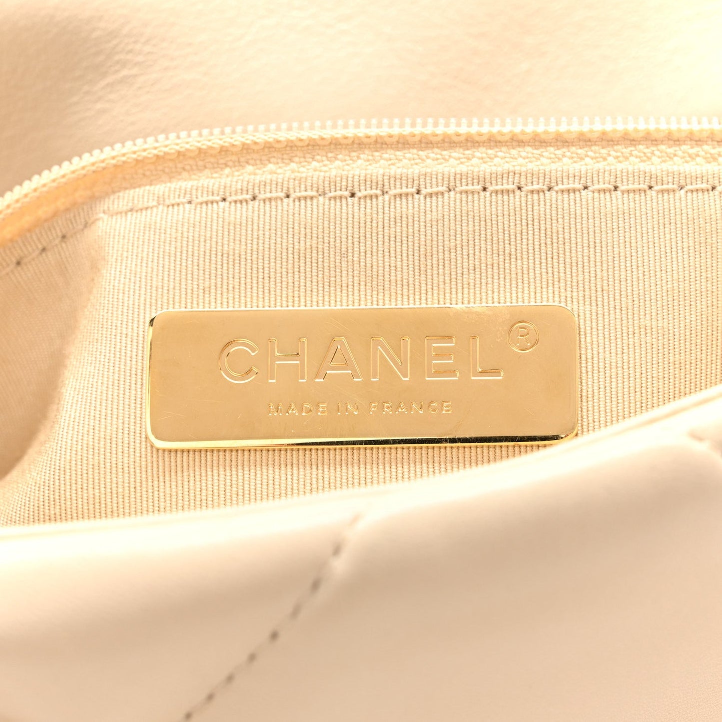 Lambskin Quilted Medium Chanel 19 Flap Light Beige