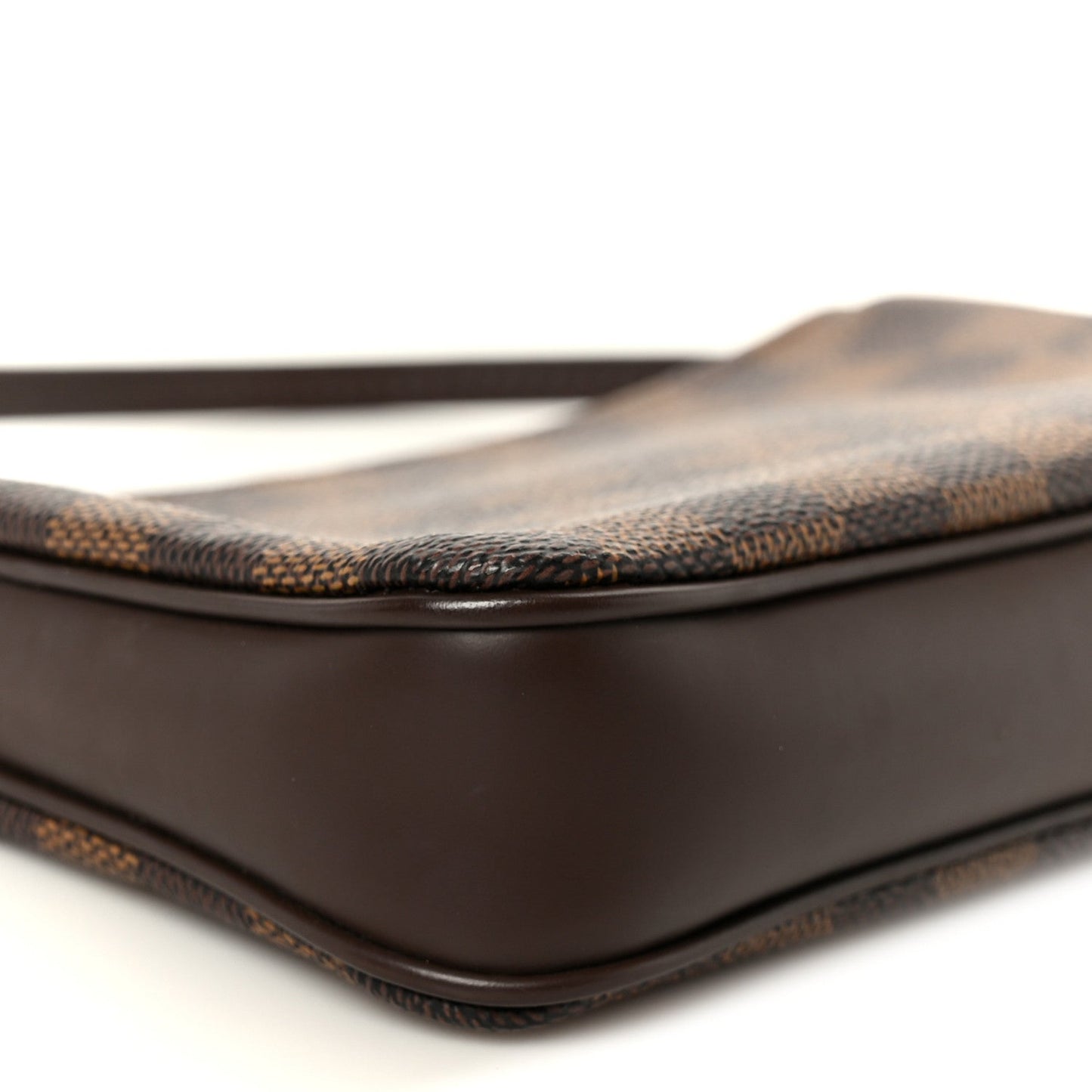 Damier Ebene Navona Pochette Accessories