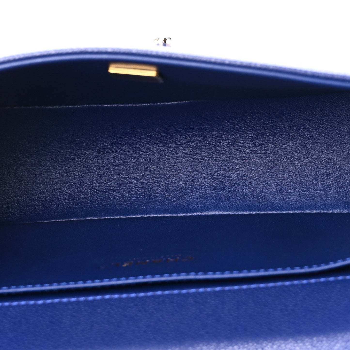 Caviar Quilted Medium Boy Flap Blue