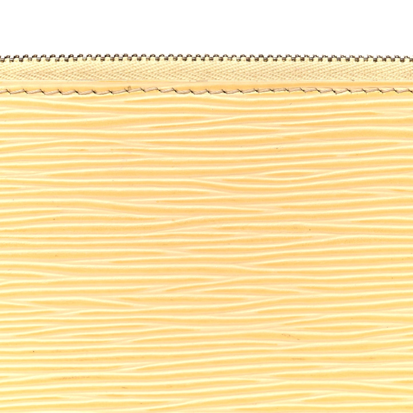 Epi Pochette Accessories 24 Vanilla
