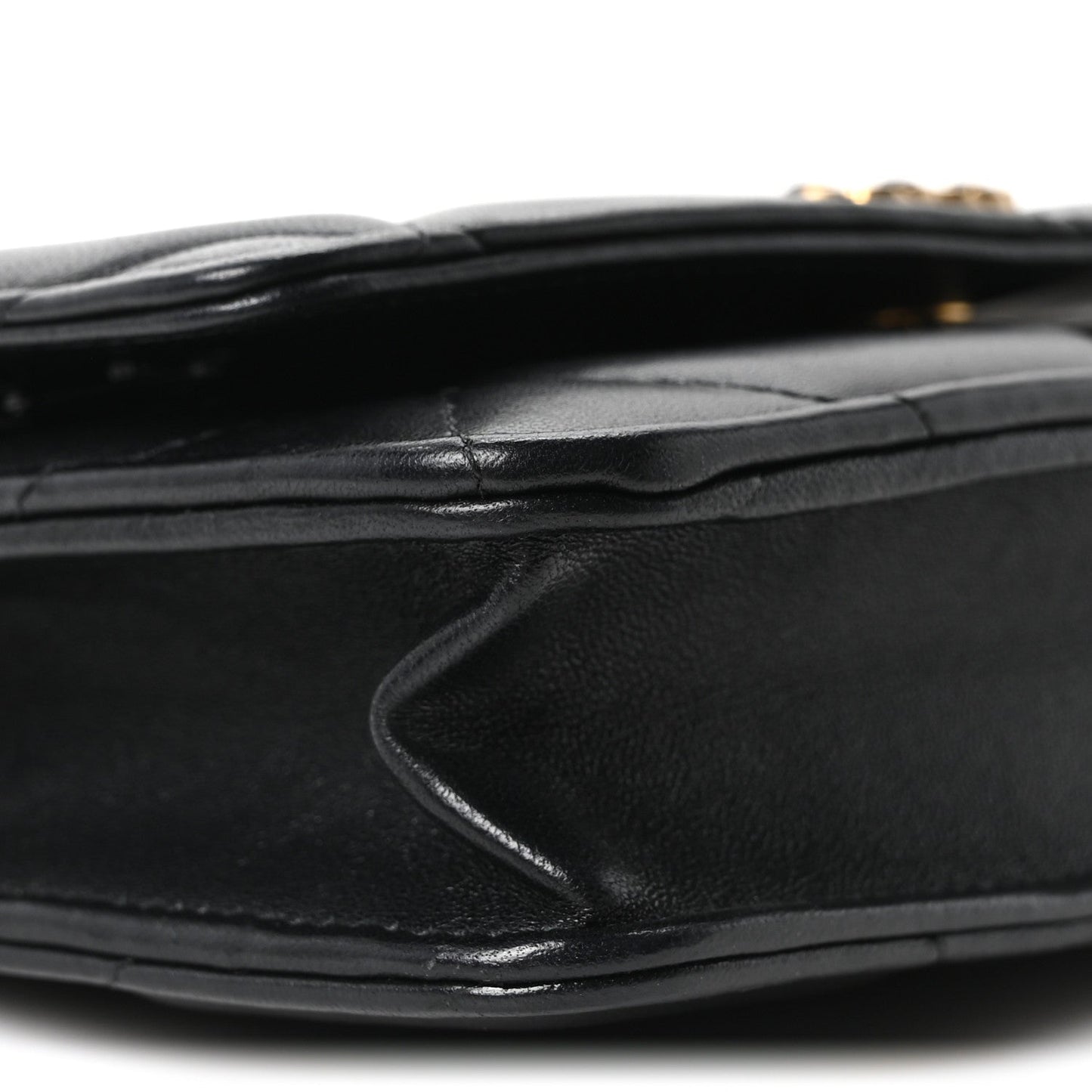 Lambskin Quilted Chanel 19 Wallet On Chain WOC Black