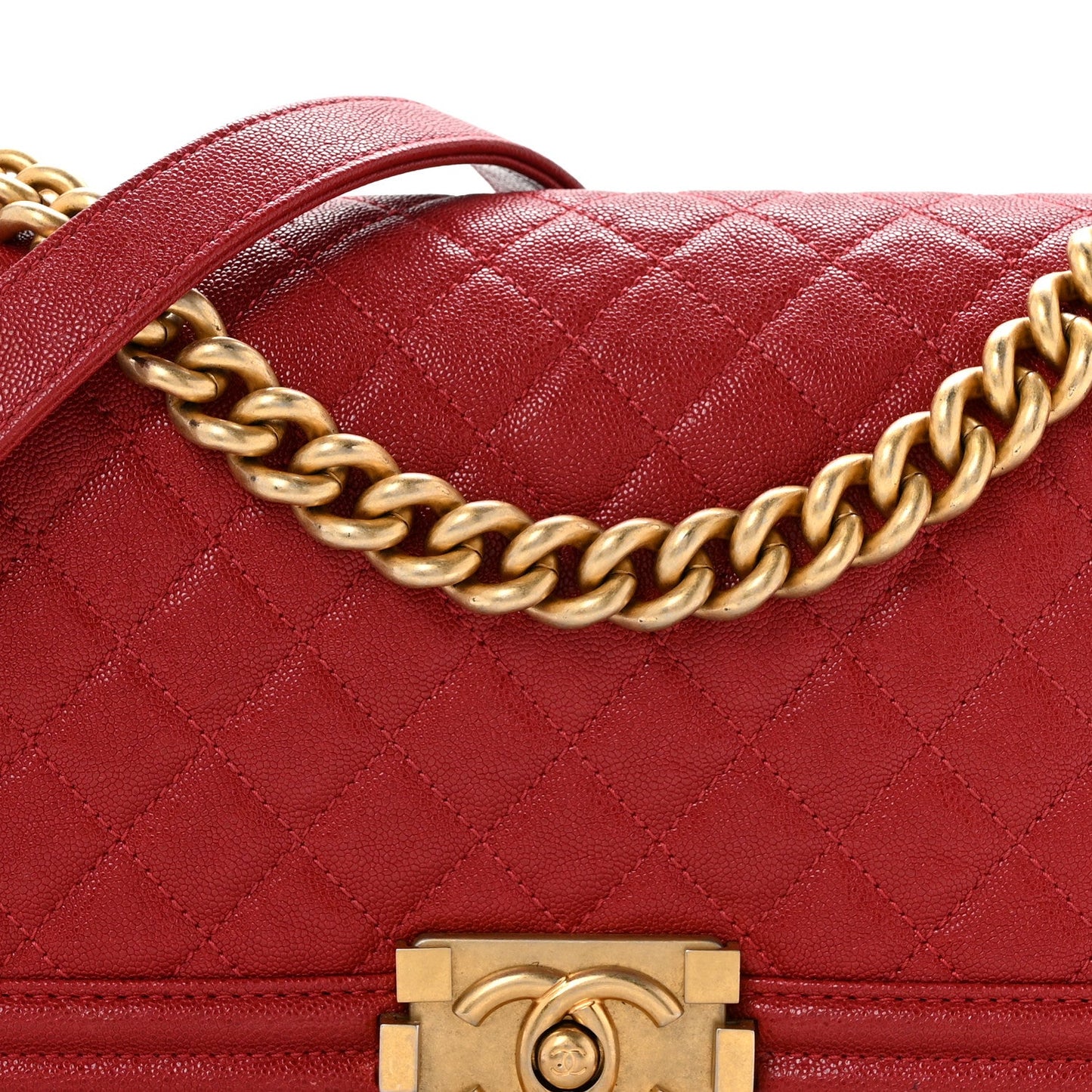 Caviar Quilted Medium Boy Flap Red