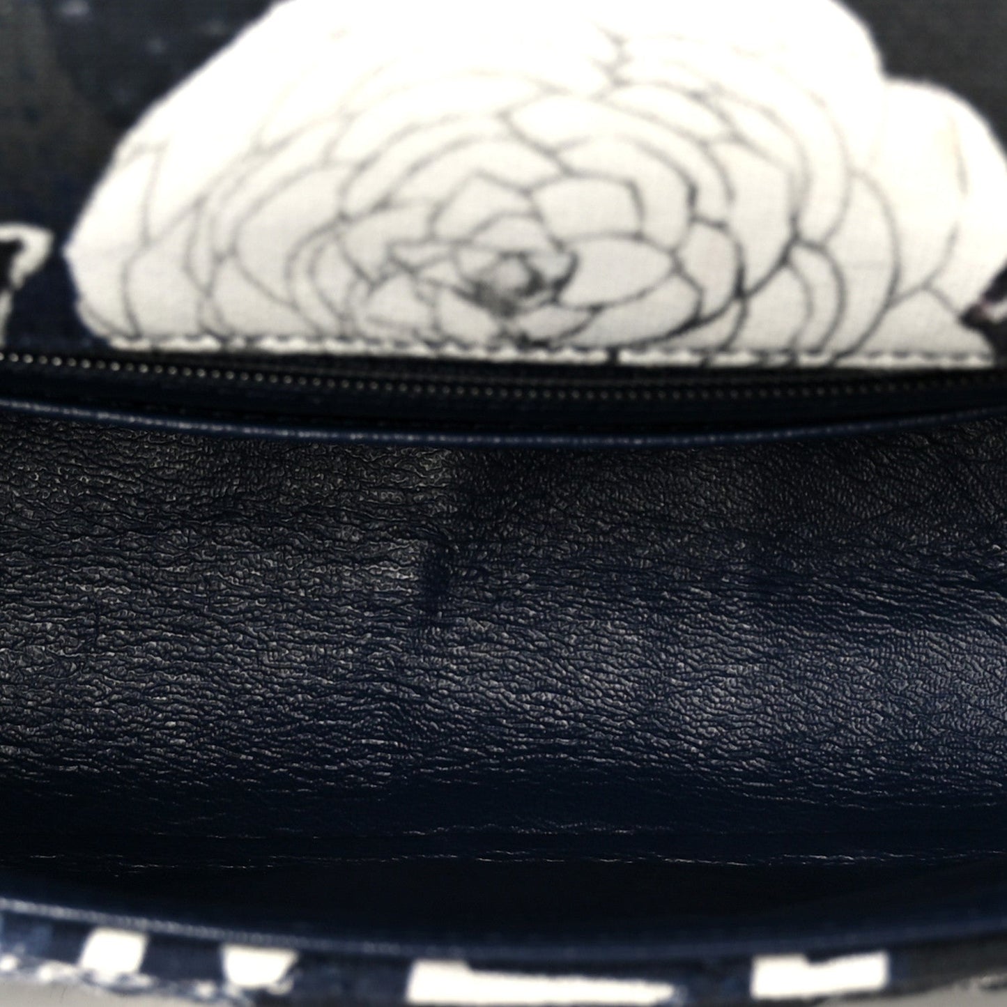 Jersey Quilted Camellia 2.55 Reissue Mini Flap Black White